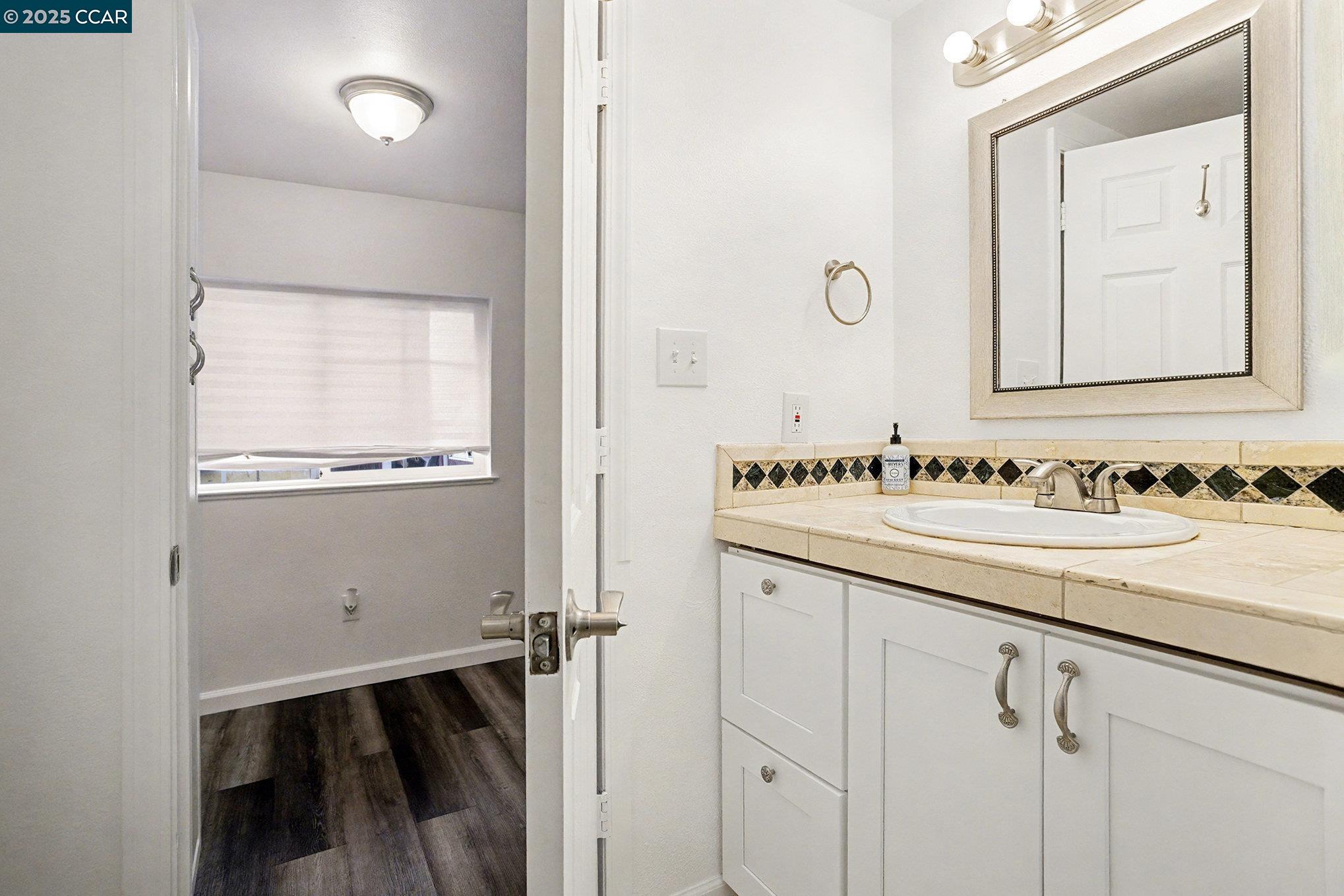 Detail Gallery Image 12 of 21 For 4041-4047 Ellis Rd, Martinez,  CA 94553 - – Beds | – Baths