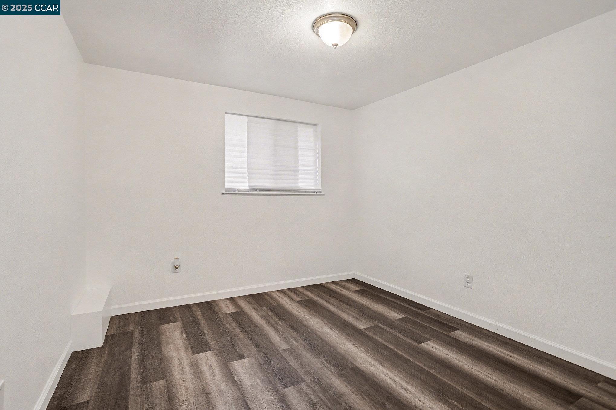 Detail Gallery Image 10 of 21 For 4041-4047 Ellis Rd, Martinez,  CA 94553 - – Beds | – Baths