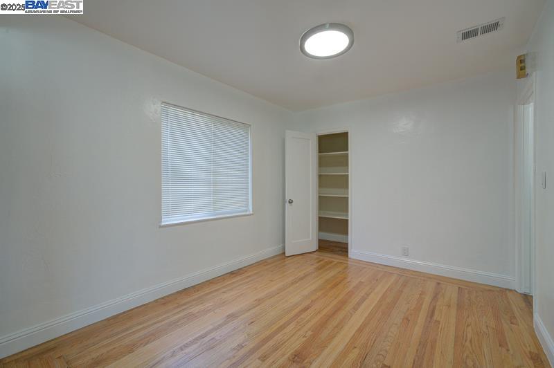 Detail Gallery Image 27 of 44 For 1646 Brookside Dr, San Leandro,  CA 94577 - 3 Beds | 2 Baths