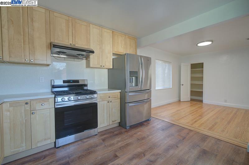 Detail Gallery Image 29 of 44 For 1646 Brookside Dr, San Leandro,  CA 94577 - 3 Beds | 2 Baths