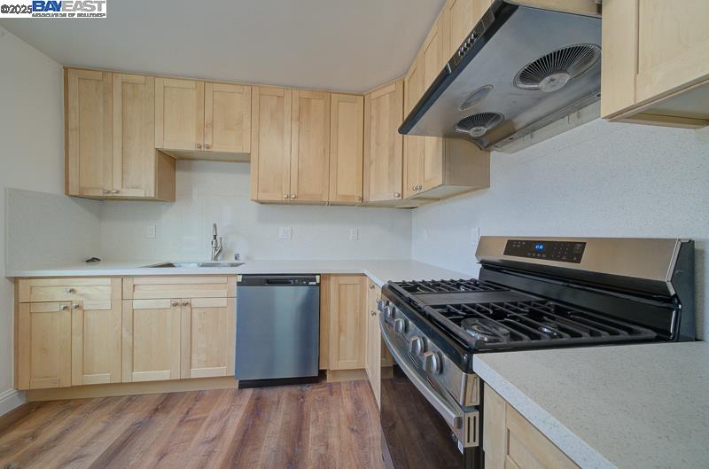 Detail Gallery Image 33 of 44 For 1646 Brookside Dr, San Leandro,  CA 94577 - 3 Beds | 2 Baths