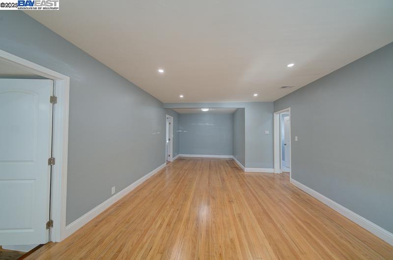 Detail Gallery Image 10 of 44 For 1646 Brookside Dr, San Leandro,  CA 94577 - 3 Beds | 2 Baths