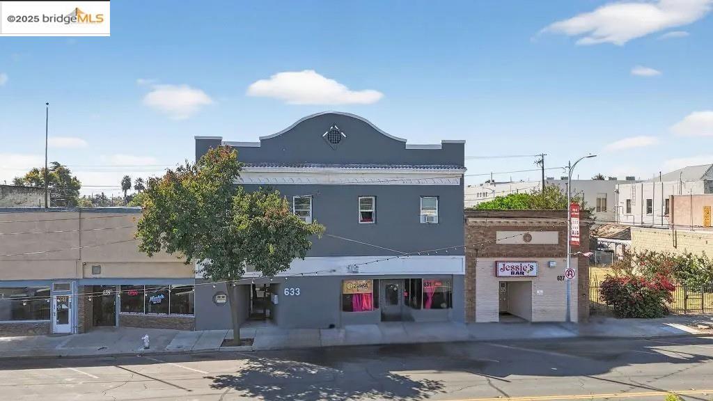 Front Image Thumbnail for EB41118956