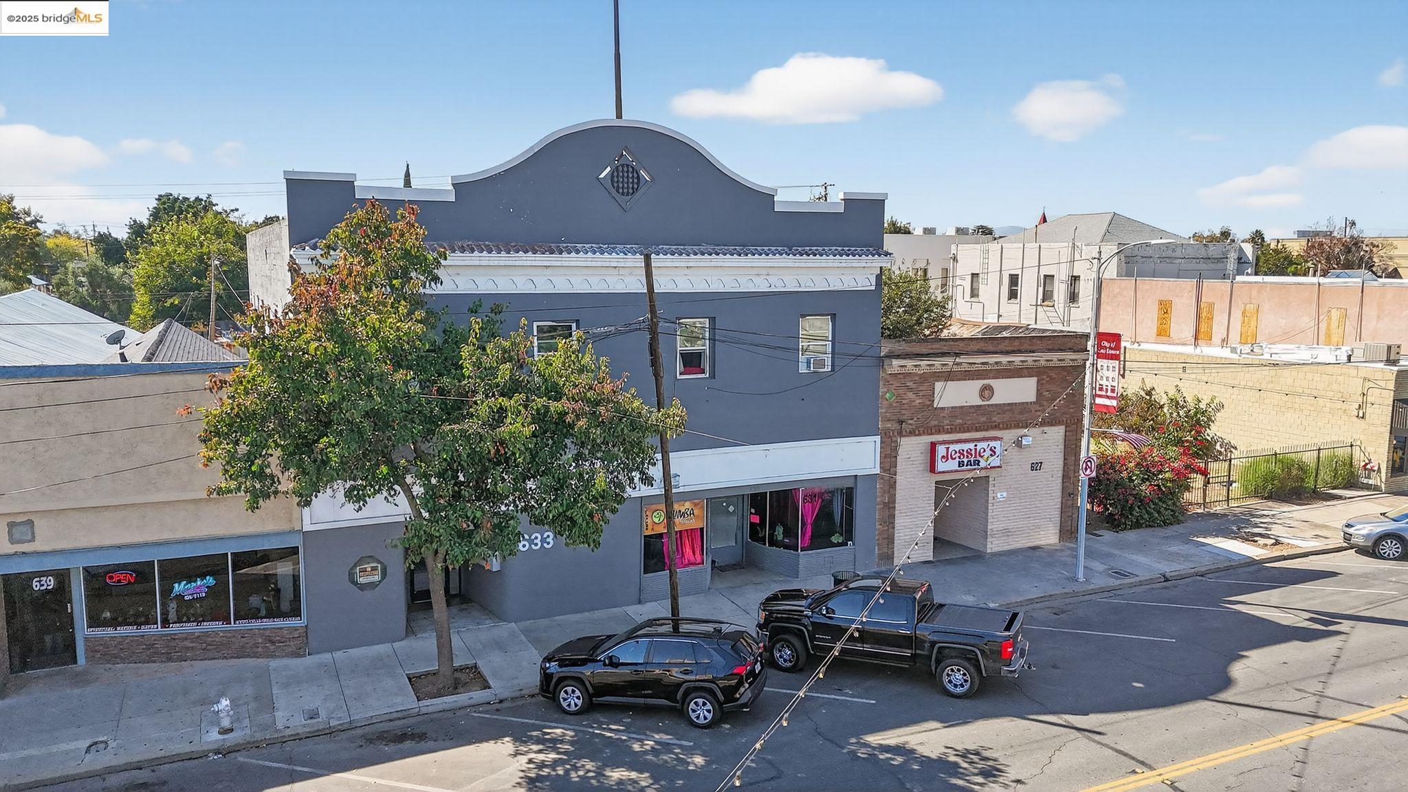 Detail Gallery Image 17 of 27 For 631 I St, Los Banos,  CA 93635-4222 - – Beds | – Baths