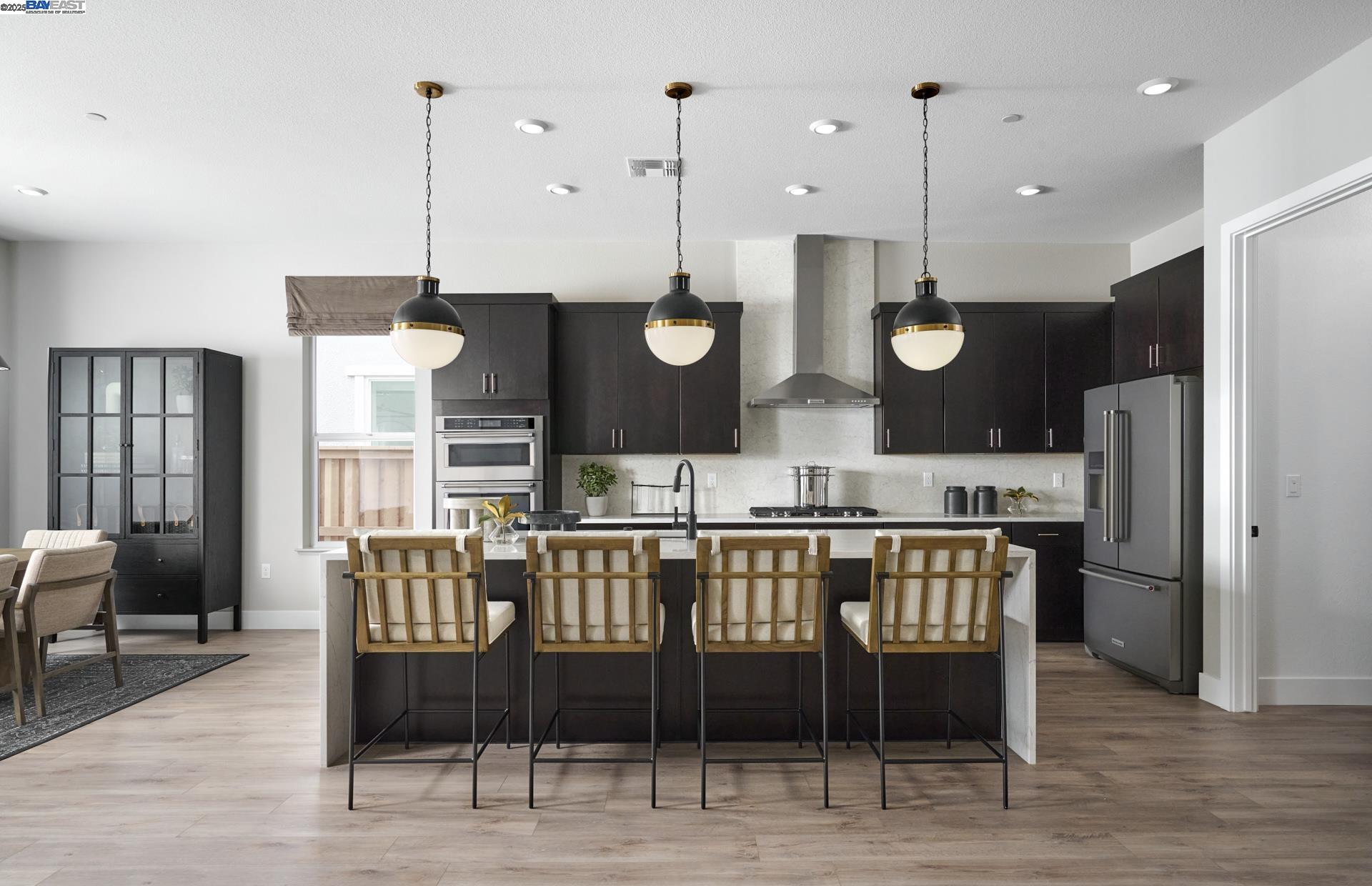 Detail Gallery Image 2 of 14 For 3771 Bradbury Avenue, Lathrop,  CA 95330 - 2 Beds | 2/1 Baths