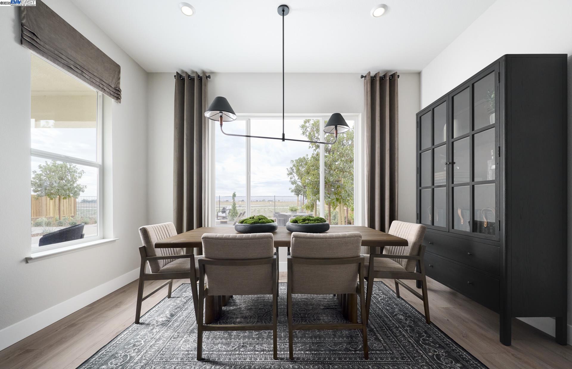 Detail Gallery Image 3 of 14 For 3771 Bradbury Avenue, Lathrop,  CA 95330 - 2 Beds | 2/1 Baths