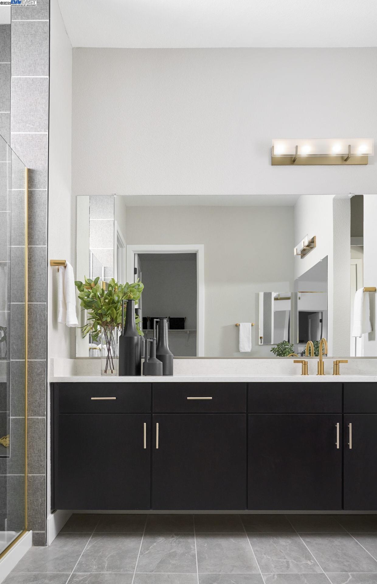 Detail Gallery Image 10 of 14 For 3771 Bradbury Avenue, Lathrop,  CA 95330 - 2 Beds | 2/1 Baths