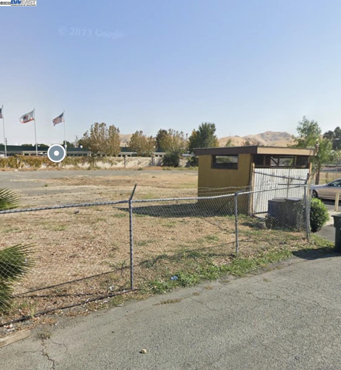 Detail Gallery Image 6 of 6 For 3811 Railroad Ave, Pittsburg,  CA 94565 - – Beds | – Baths