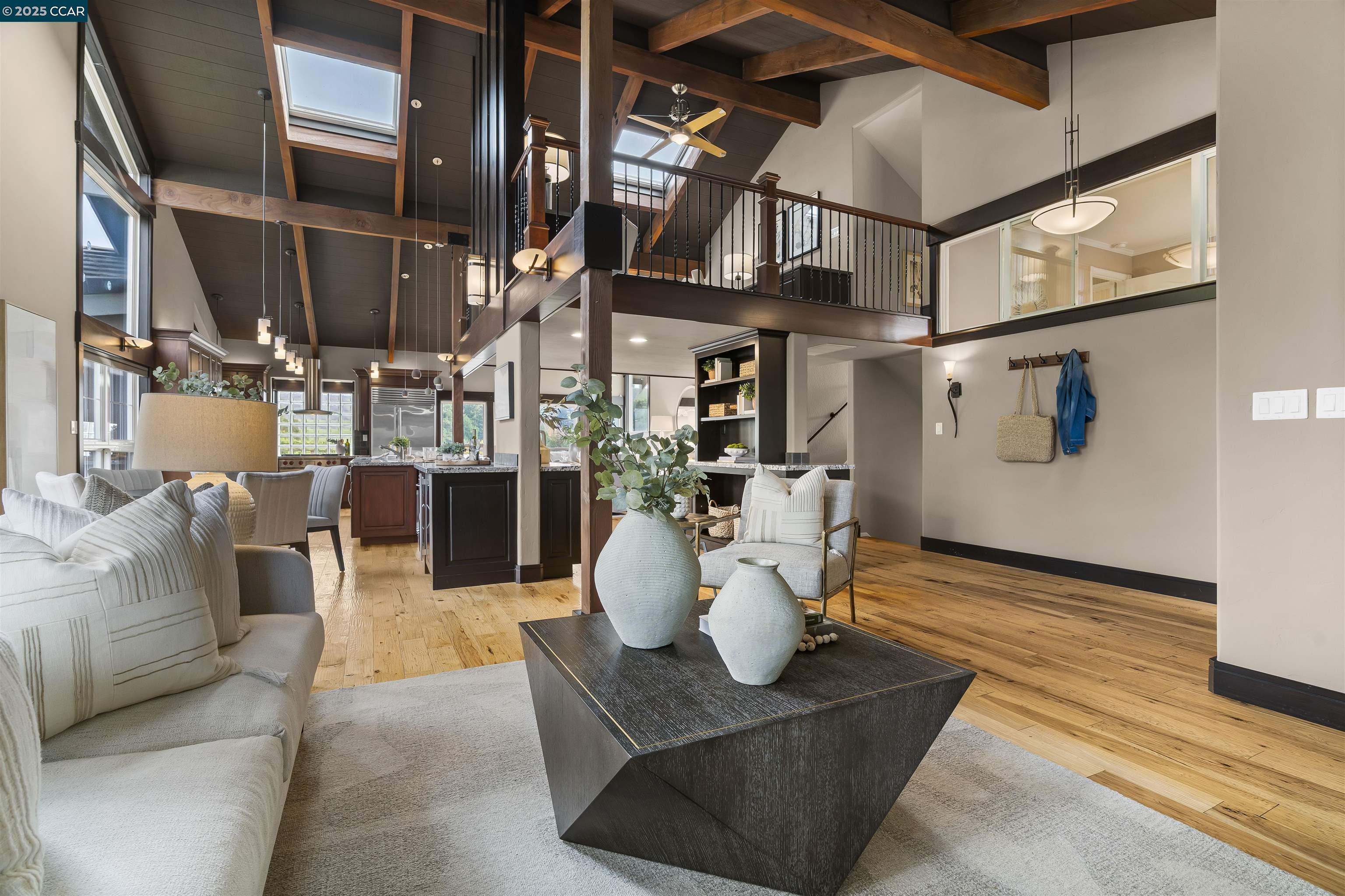 Detail Gallery Image 17 of 60 For 392 Paraiso Dr, Danville,  CA 94526 - 5 Beds | 3 Baths