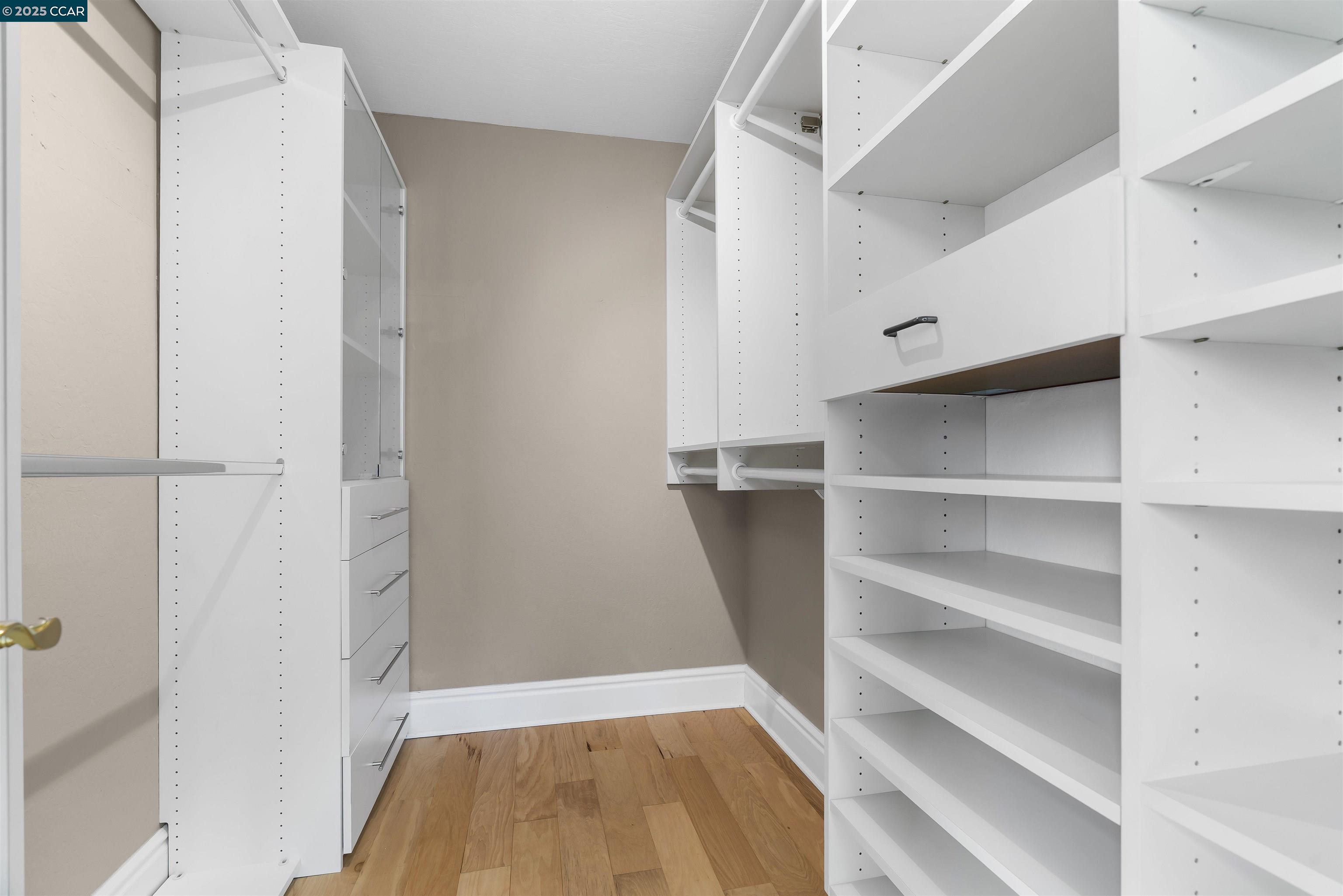 Detail Gallery Image 39 of 60 For 392 Paraiso Dr, Danville,  CA 94526 - 5 Beds | 3 Baths