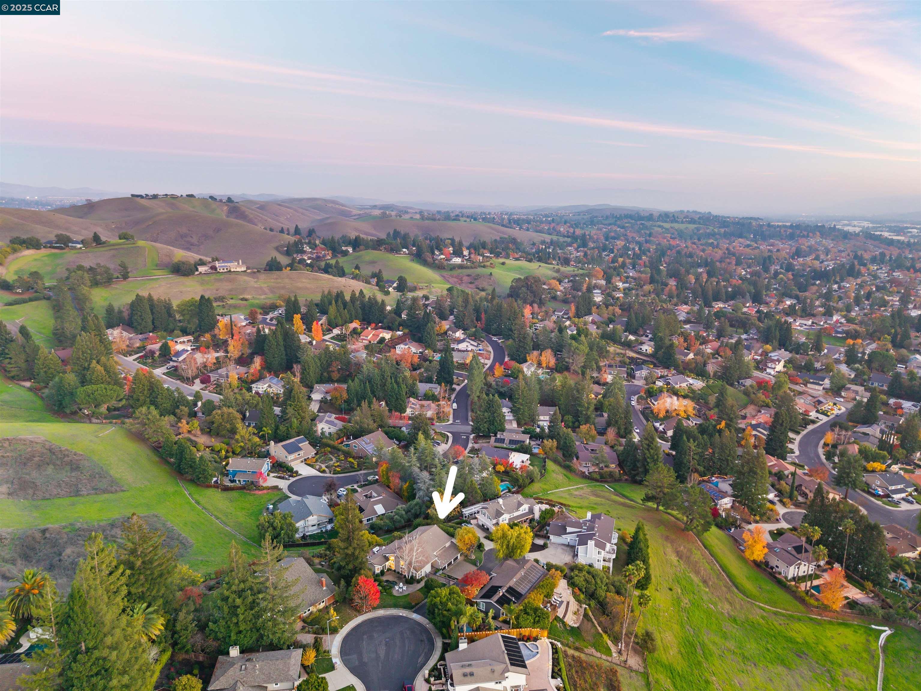 Detail Gallery Image 7 of 60 For 392 Paraiso Dr, Danville,  CA 94526 - 5 Beds | 3 Baths
