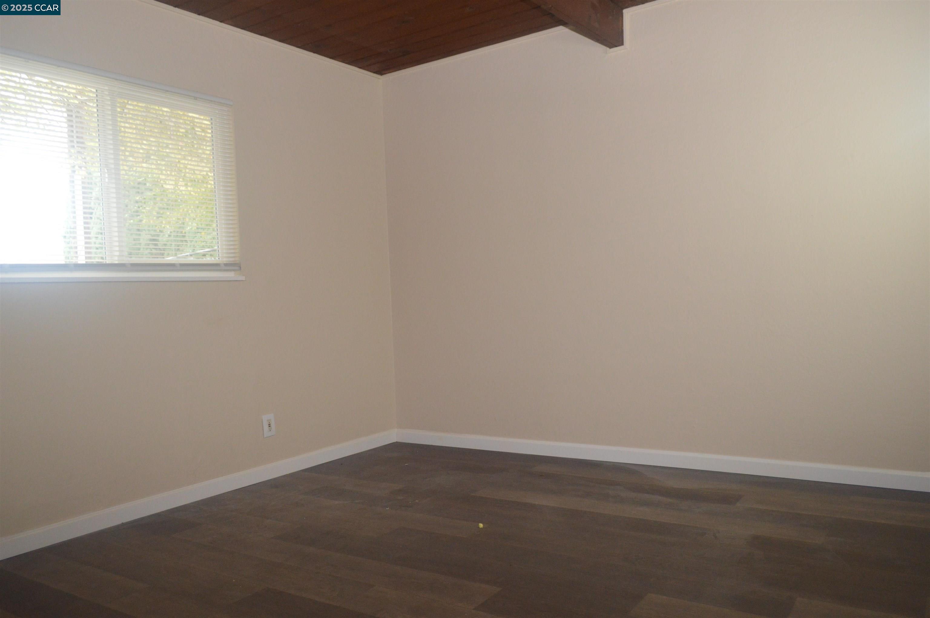 Detail Gallery Image 13 of 20 For 43 Bay Dr, Bay Point,  CA 94565 - 3 Beds | 1 Baths