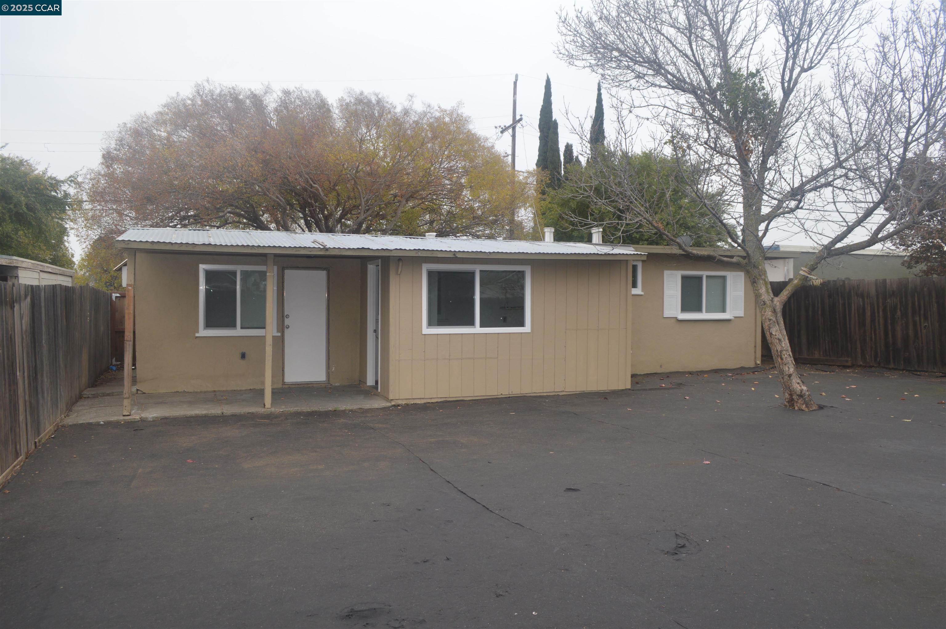 Detail Gallery Image 15 of 20 For 43 Bay Dr, Bay Point,  CA 94565 - 3 Beds | 1 Baths