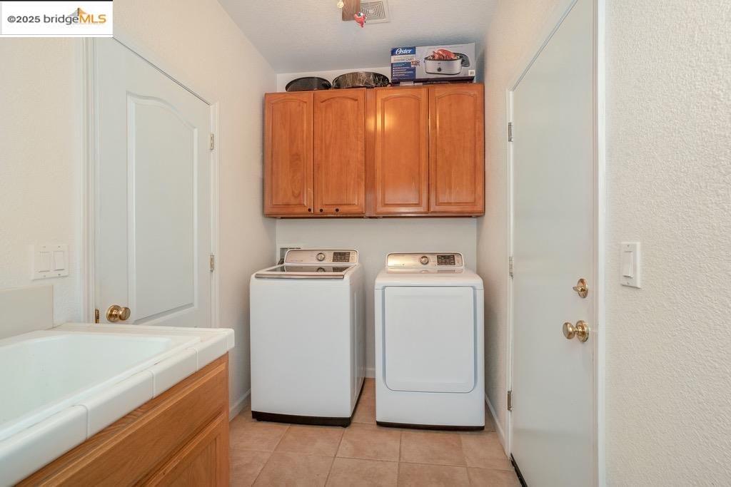 Detail Gallery Image 11 of 13 For 3792 Pintail Dr, Antioch,  CA 94509 - 5 Beds | 3 Baths