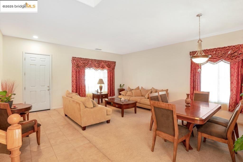 Detail Gallery Image 3 of 13 For 3792 Pintail Dr, Antioch,  CA 94509 - 5 Beds | 3 Baths