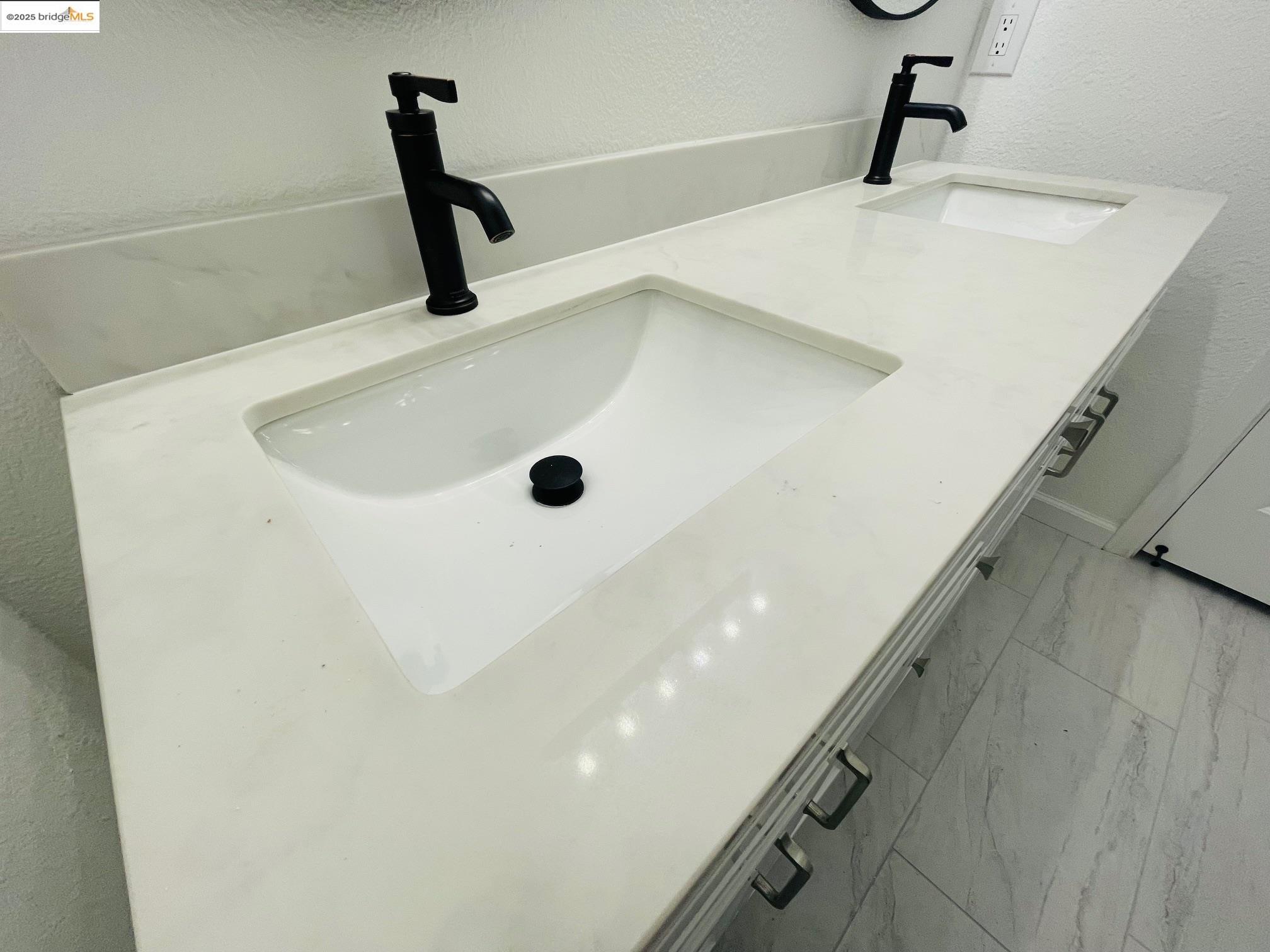 Detail Gallery Image 19 of 28 For 2117 Mark Twain Dr, Antioch,  CA 94531 - 3 Beds | 2/1 Baths