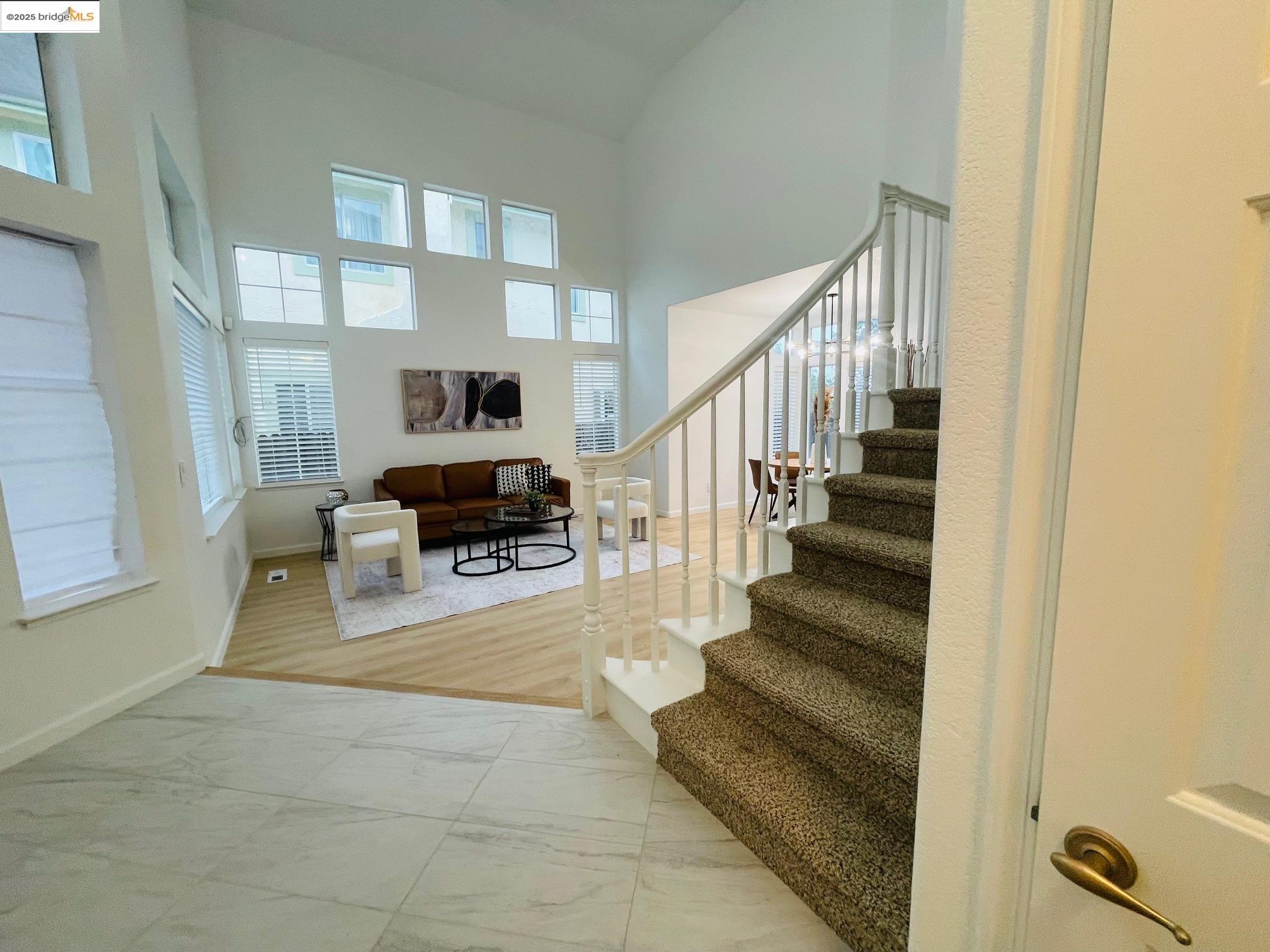 Detail Gallery Image 4 of 28 For 2117 Mark Twain Dr, Antioch,  CA 94531 - 3 Beds | 2/1 Baths