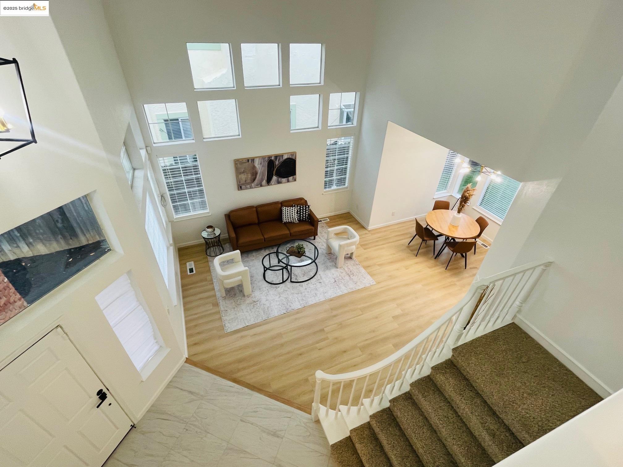 Detail Gallery Image 4 of 23 For 2117 Mark Twain Dr, Antioch,  CA 94531 - 3 Beds | 2/1 Baths