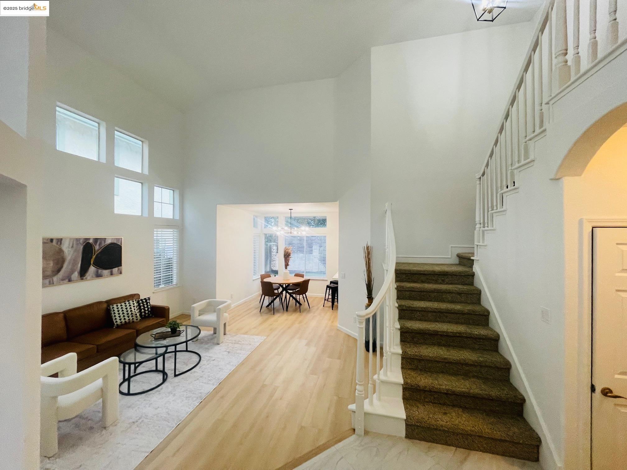 Detail Gallery Image 5 of 28 For 2117 Mark Twain Dr, Antioch,  CA 94531 - 3 Beds | 2/1 Baths