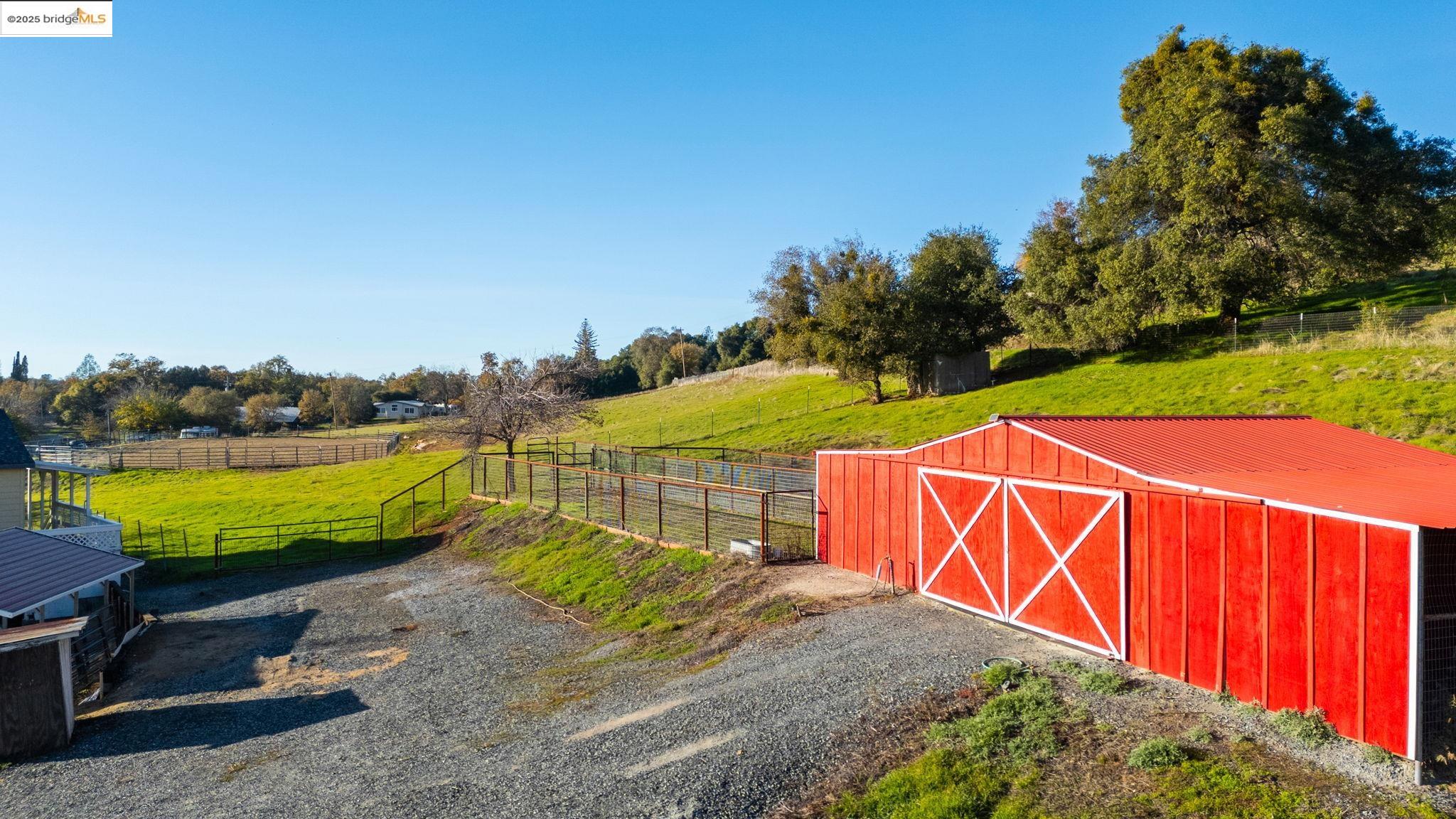 Detail Gallery Image 4 of 48 For 20955 Shaws Flat Rd, Sonora,  CA 95370 - 3 Beds | 2 Baths