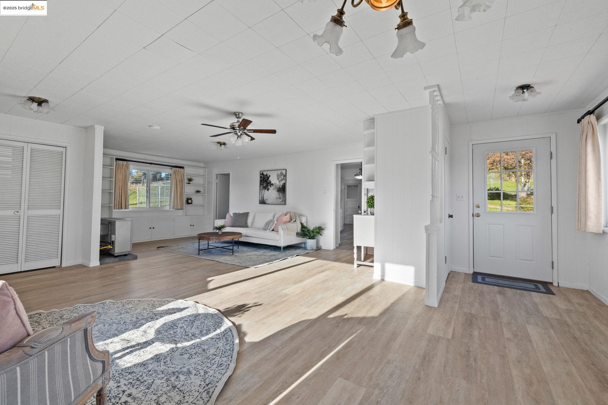 Detail Gallery Image 10 of 48 For 20955 Shaws Flat Rd, Sonora,  CA 95370 - 3 Beds | 2 Baths