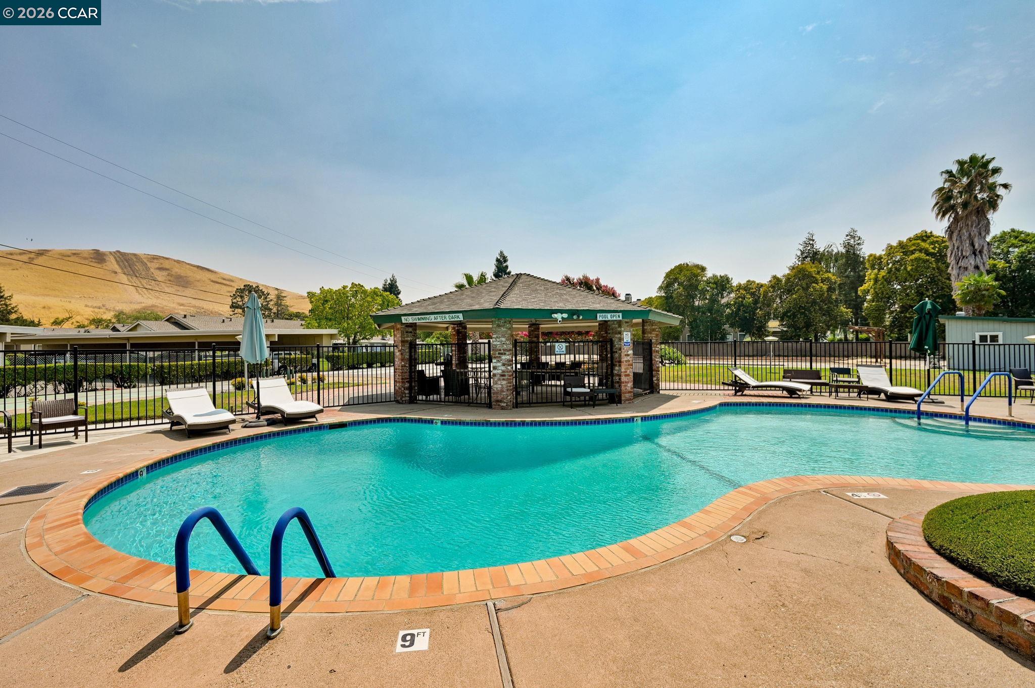 Detail Gallery Image 28 of 36 For 118 Neptune Place, San Ramon,  CA 94583 - 2 Beds | 2 Baths