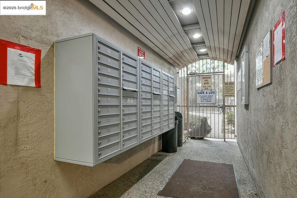 Detail Gallery Image 21 of 29 For 1699 Laguna Street #311,  Concord,  CA 94520-2901 - 1 Beds | 1 Baths