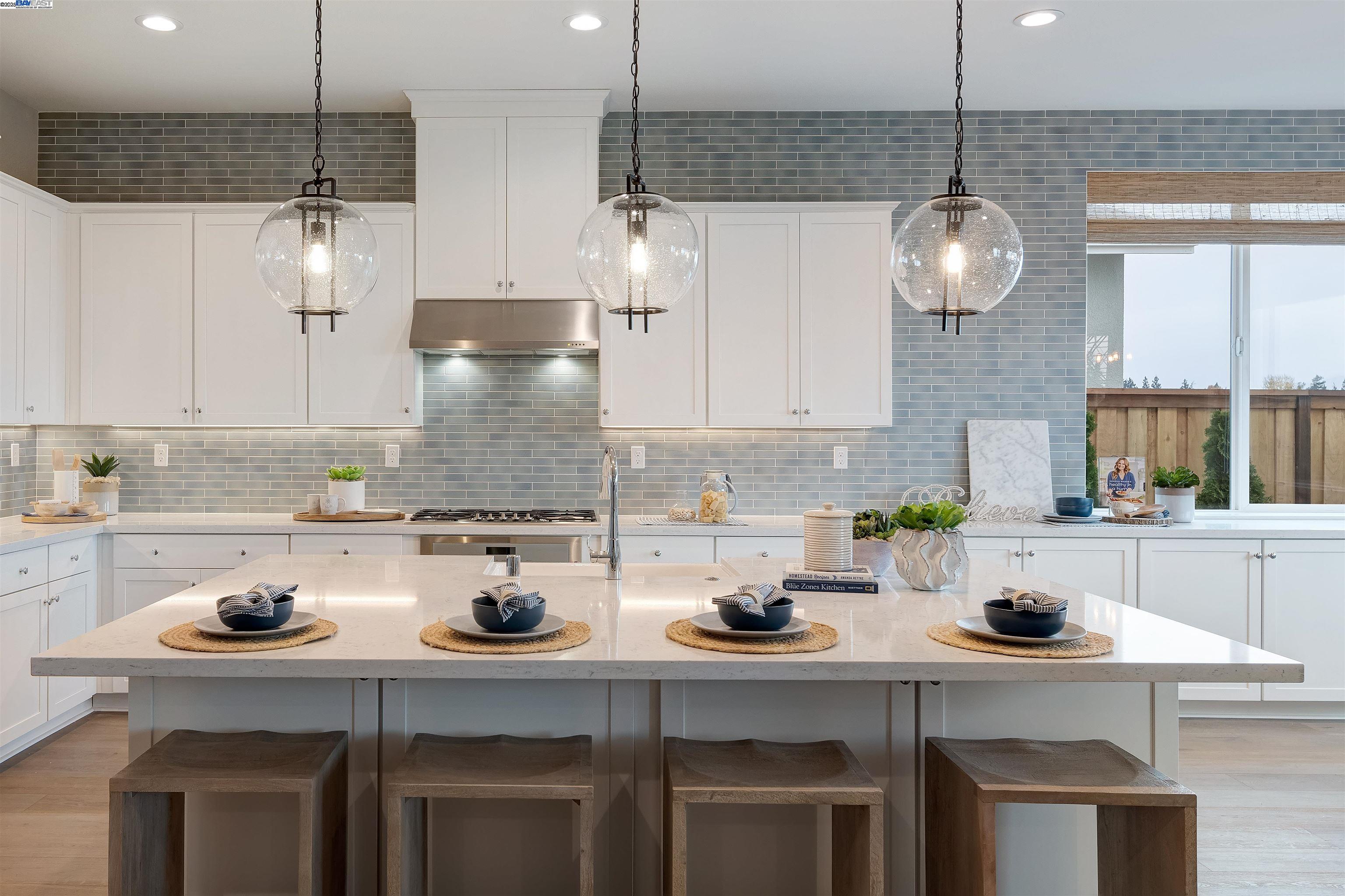 Detail Gallery Image 17 of 55 For 1371 Crescent Avenue, Manteca,  CA 95336 - 2 Beds | 2/1 Baths