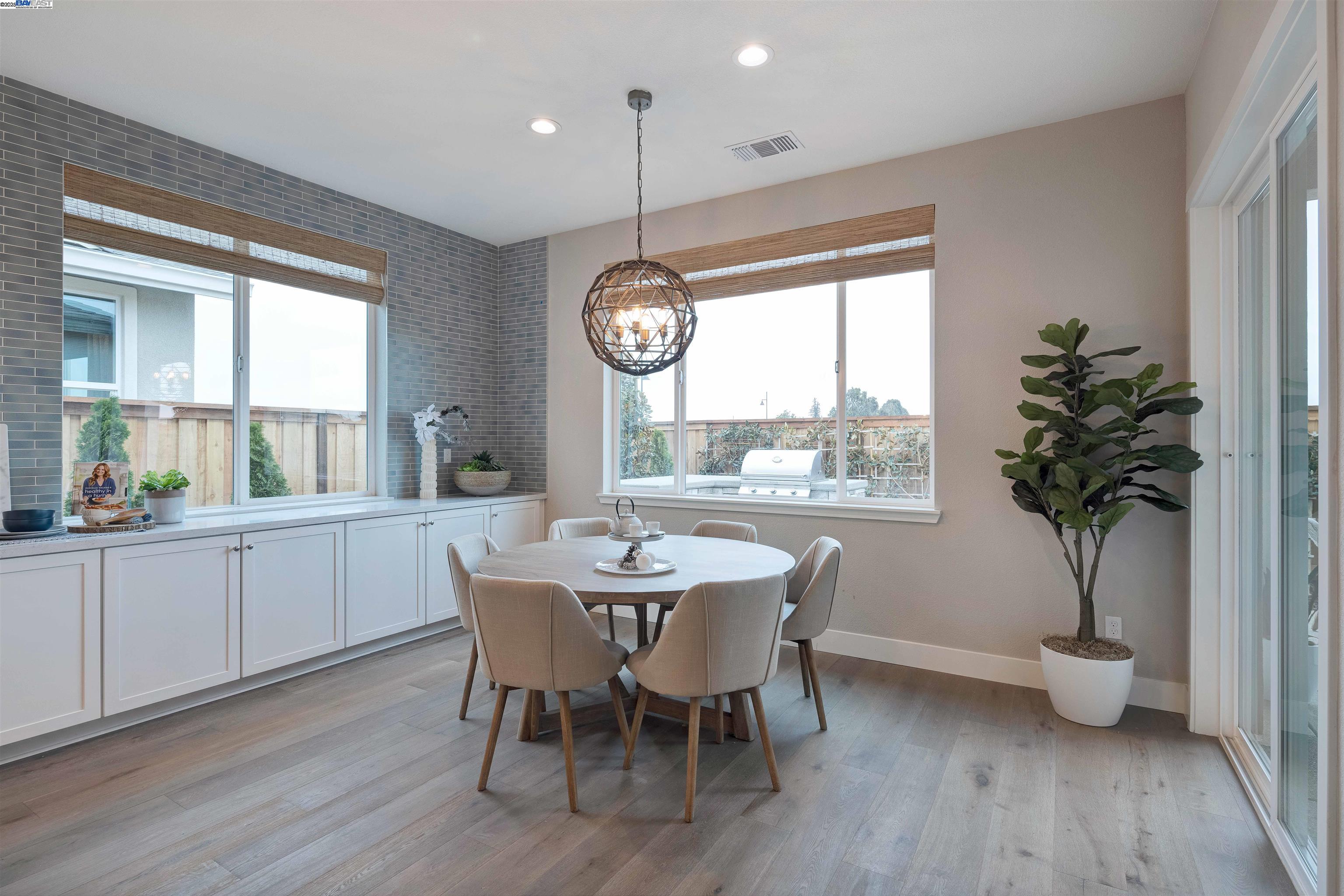 Detail Gallery Image 20 of 55 For 1371 Crescent Avenue, Manteca,  CA 95336 - 2 Beds | 2/1 Baths