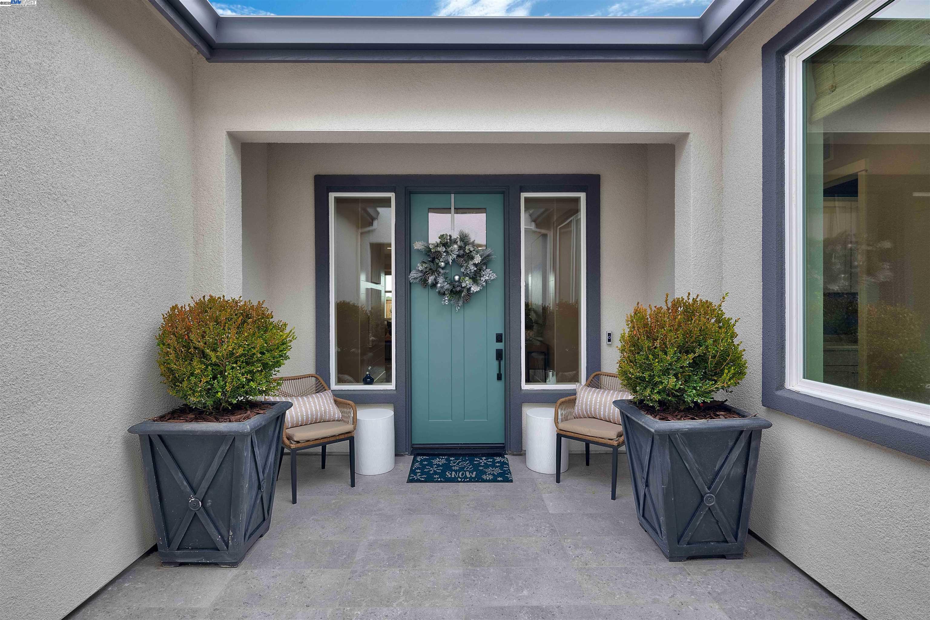 Detail Gallery Image 3 of 55 For 1371 Crescent Avenue, Manteca,  CA 95336 - 2 Beds | 2/1 Baths