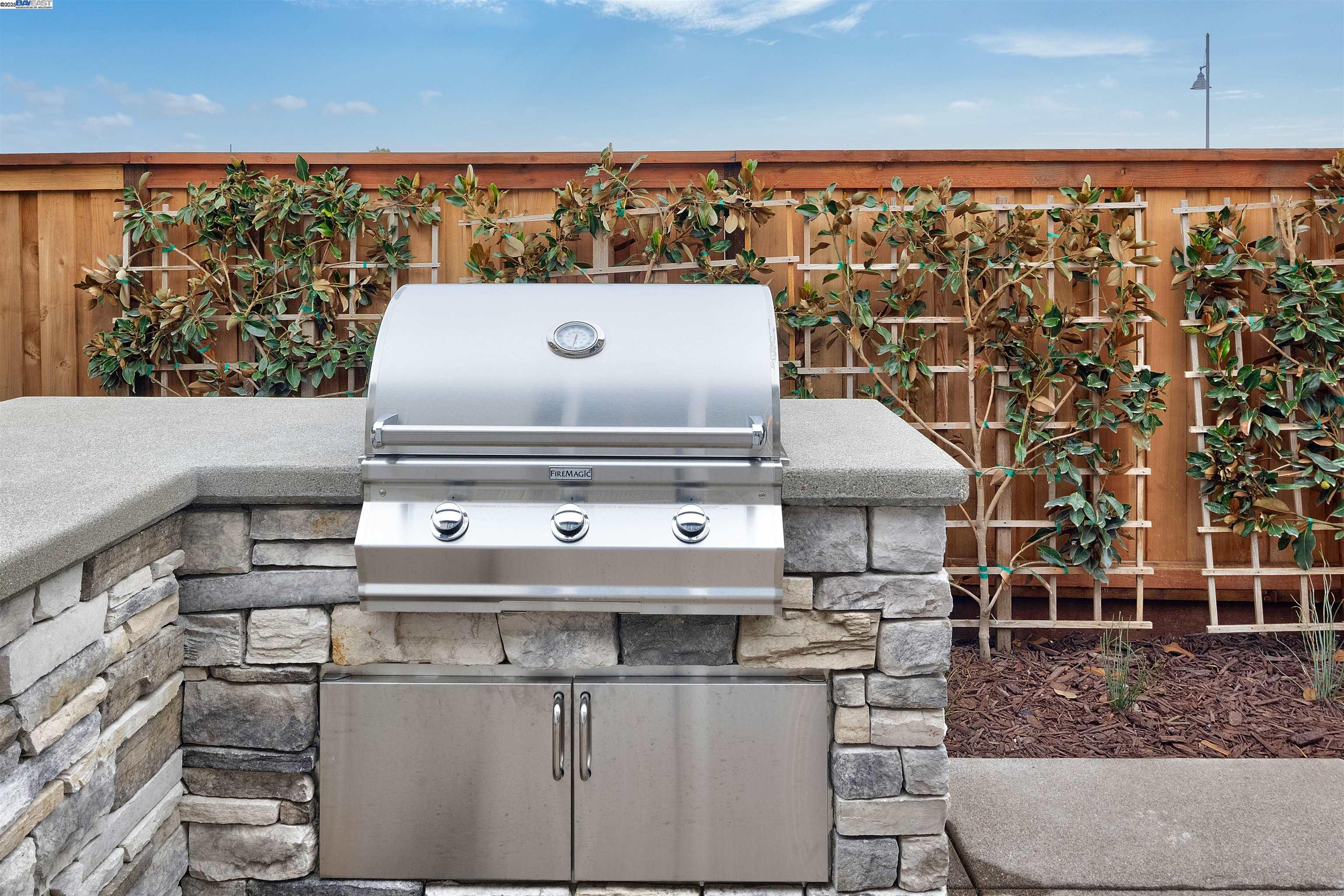 Detail Gallery Image 53 of 55 For 1371 Crescent Avenue, Manteca,  CA 95336 - 2 Beds | 2/1 Baths