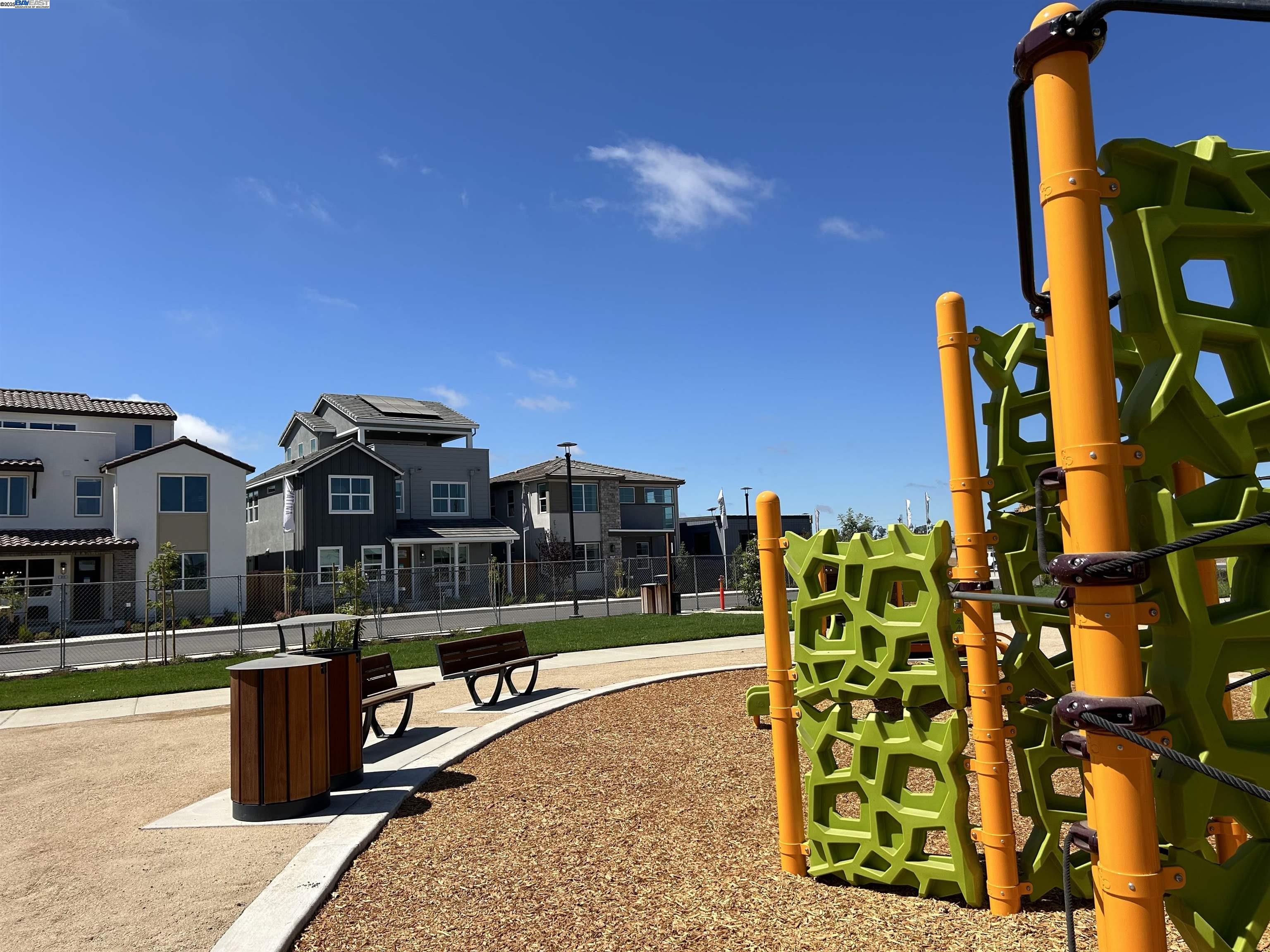 Detail Gallery Image 23 of 24 For 360 Waypoint Drive, Napa,  CA 94558 - 5 Beds | 4/1 Baths