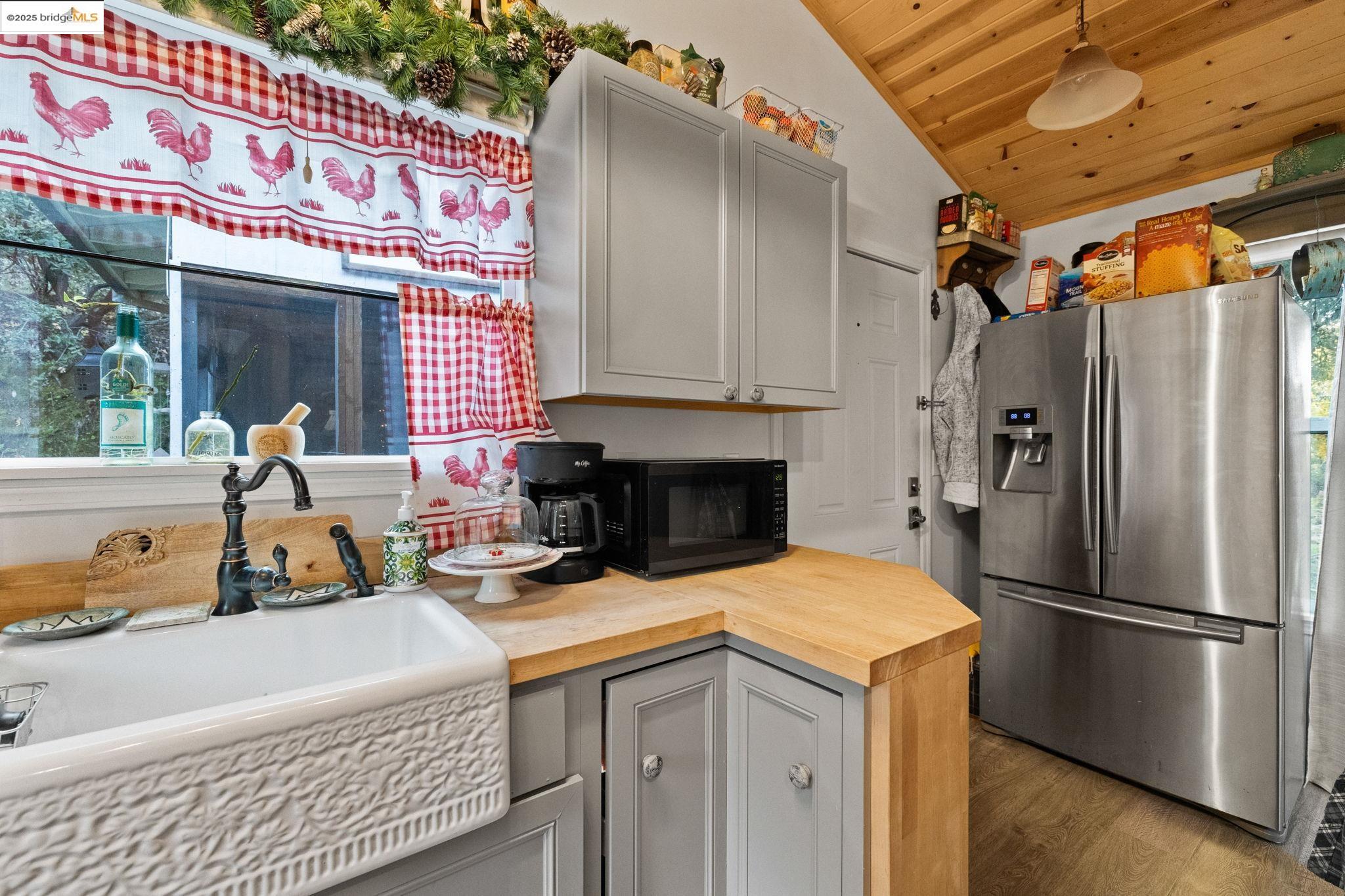 Detail Gallery Image 10 of 17 For 22852 Four Wheel Dr., Sonora,  CA 95370 - 1 Beds | 1 Baths