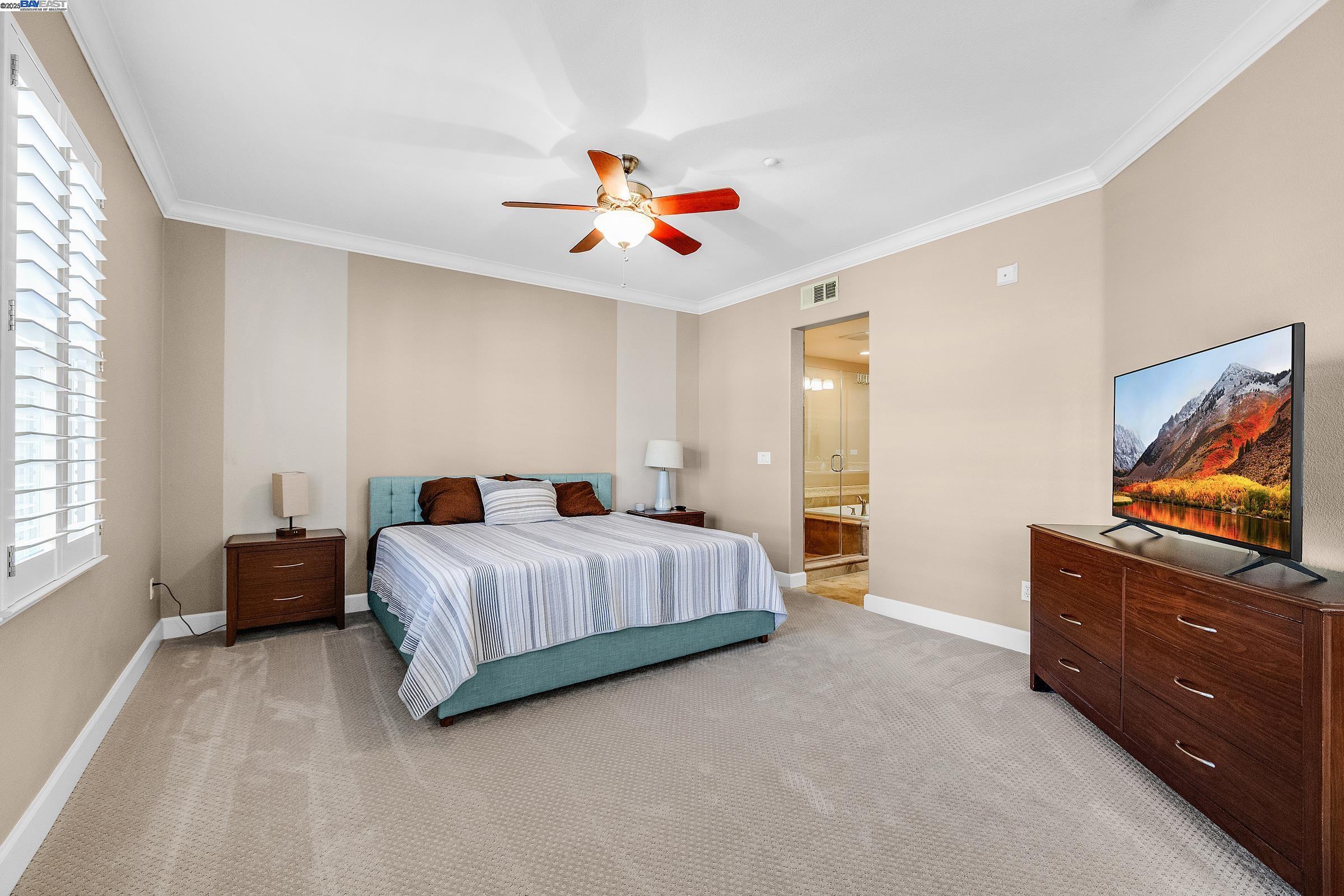 Detail Gallery Image 12 of 21 For 588 Dovecote Ln #4,  Livermore,  CA 94551-6399 - 3 Beds | 3/1 Baths