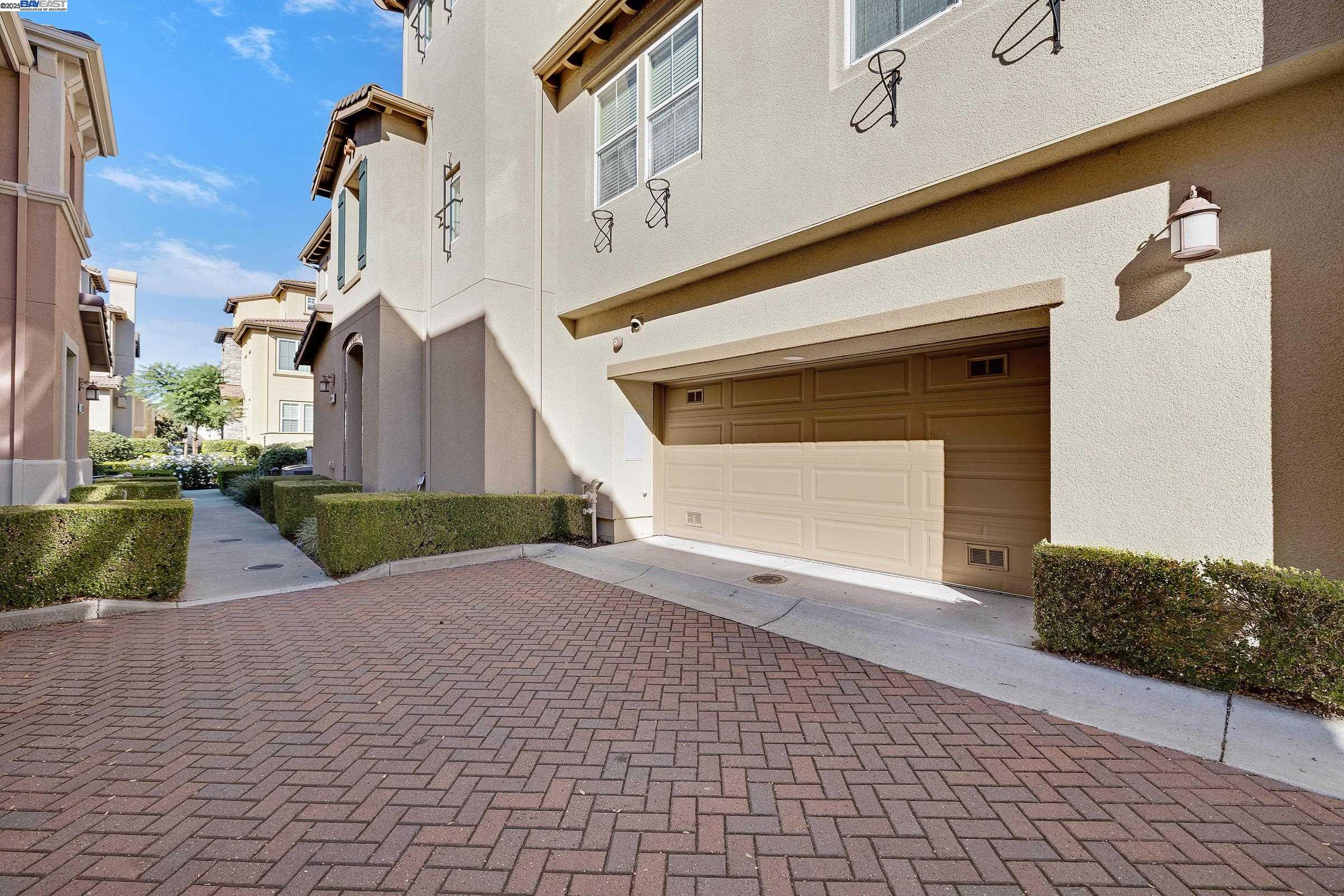 Detail Gallery Image 21 of 21 For 588 Dovecote Ln #4,  Livermore,  CA 94551-6399 - 3 Beds | 3/1 Baths