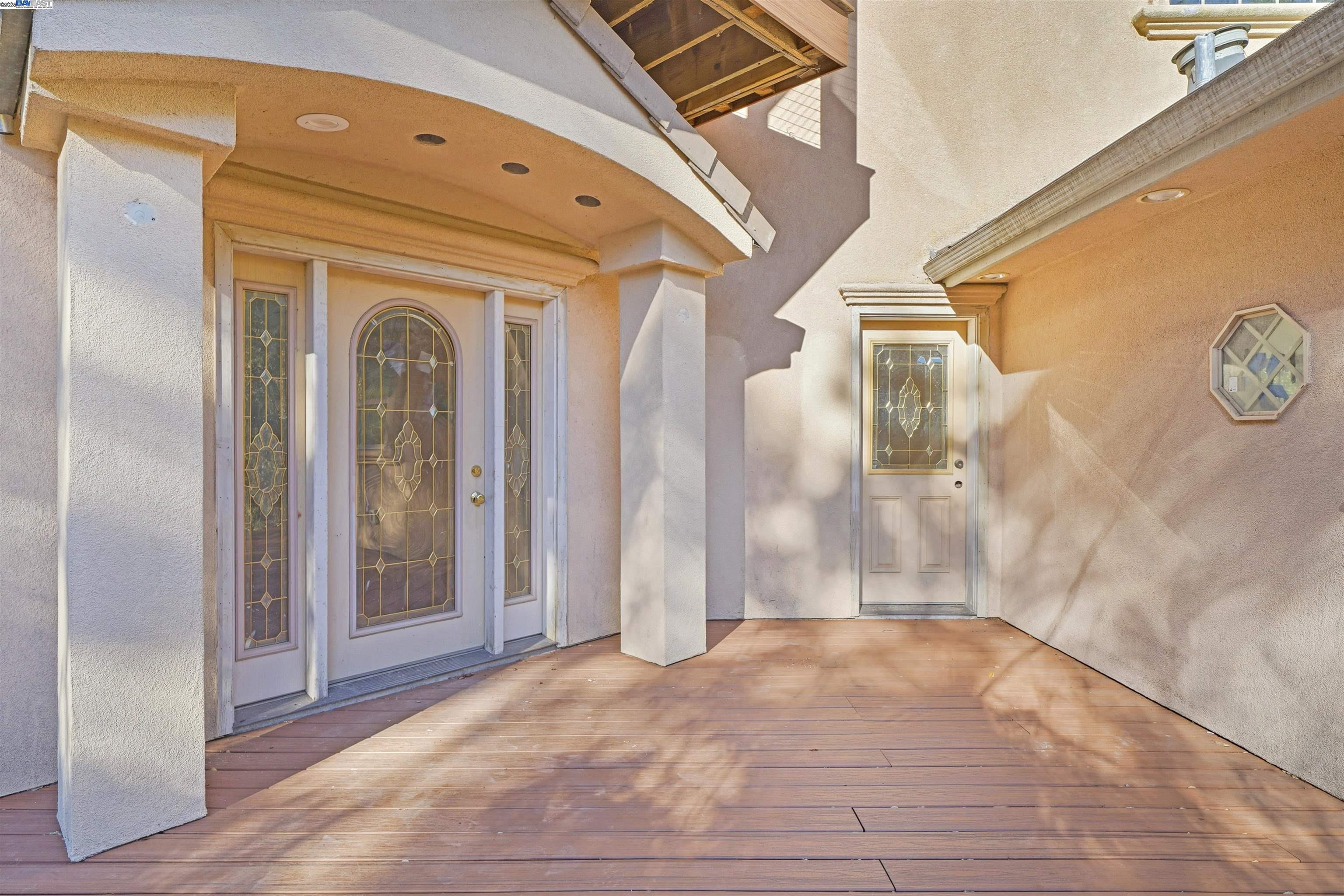 Detail Gallery Image 4 of 34 For 36215 Palomares Rd, Castro Valley,  CA 94552 - 1 Beds | 3 Baths