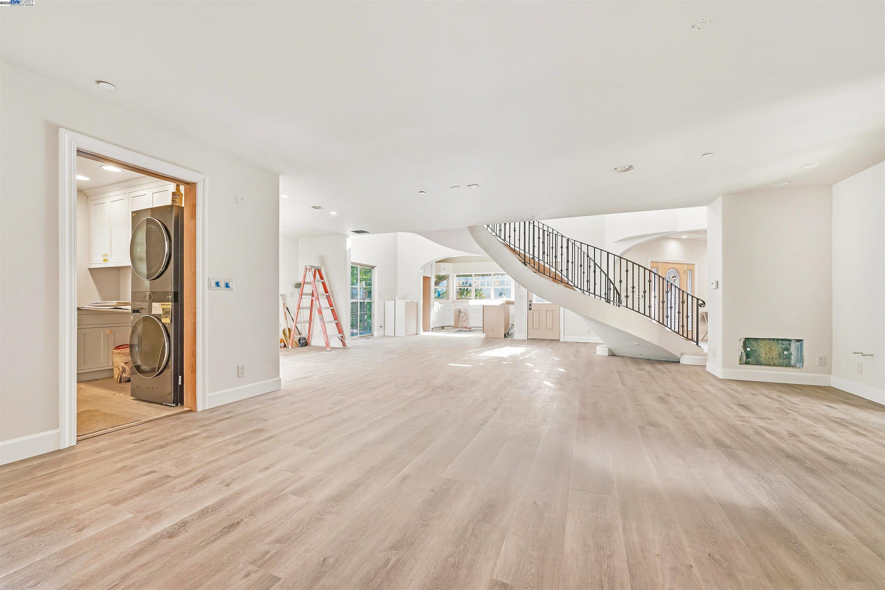 Detail Gallery Image 7 of 34 For 36215 Palomares Rd, Castro Valley,  CA 94552 - 1 Beds | 3 Baths