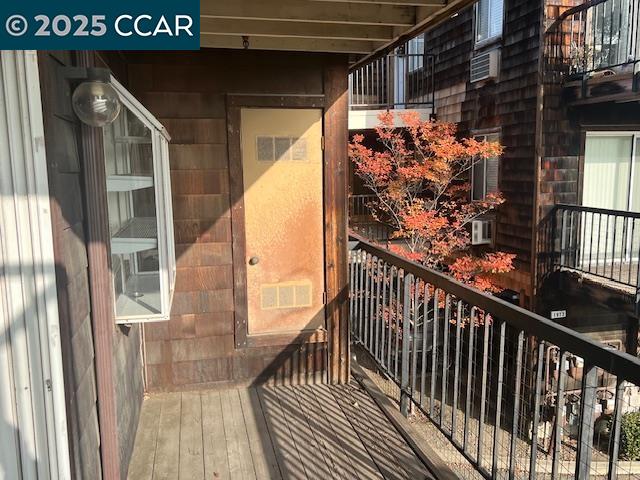 Detail Gallery Image 25 of 35 For 1975 Bonifacio St #5,  Concord,  CA 94520 - 1 Beds | 1 Baths