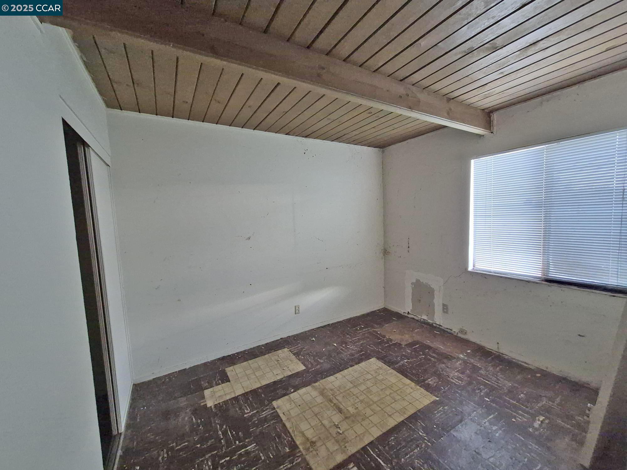 Detail Gallery Image 17 of 28 For 3135 Alta Mira Dr, Richmond,  CA 94806 - 4 Beds | 2 Baths