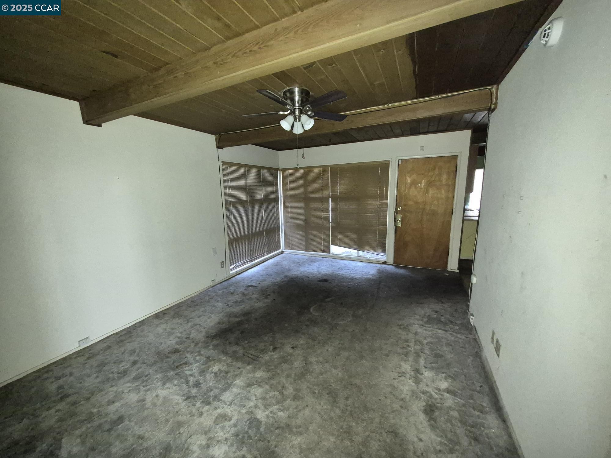 Detail Gallery Image 22 of 28 For 3135 Alta Mira Dr, Richmond,  CA 94806 - 4 Beds | 2 Baths