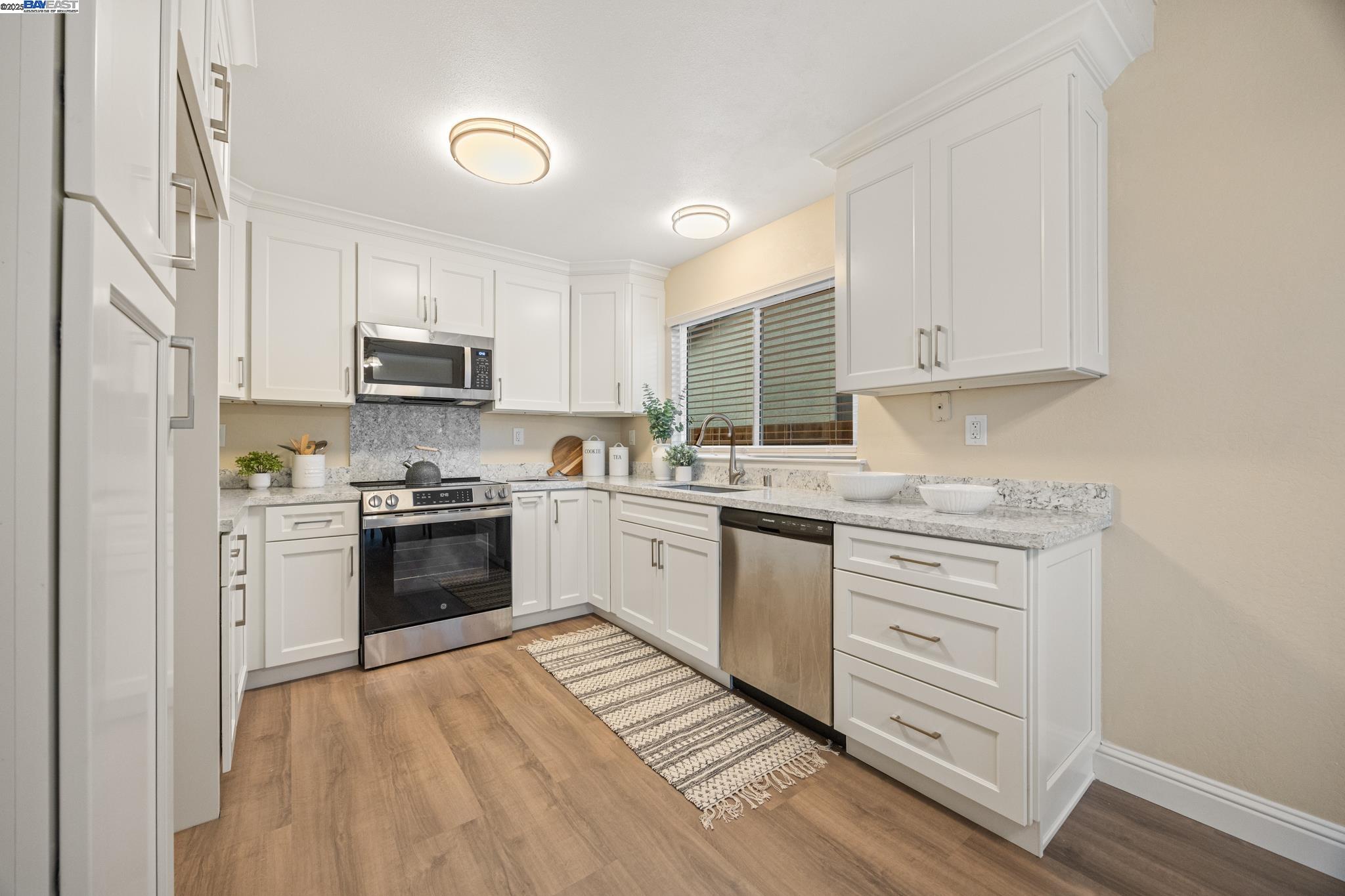 Detail Gallery Image 17 of 40 For 1600 Port Way, Oakley,  CA 94561 - 3 Beds | 2 Baths