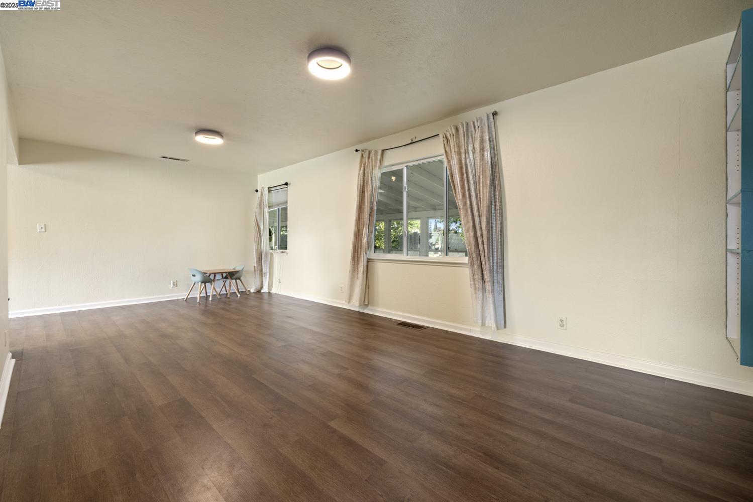 Detail Gallery Image 14 of 29 For 2155 Portola Ave, Stockton,  CA 95209 - 4 Beds | 2 Baths