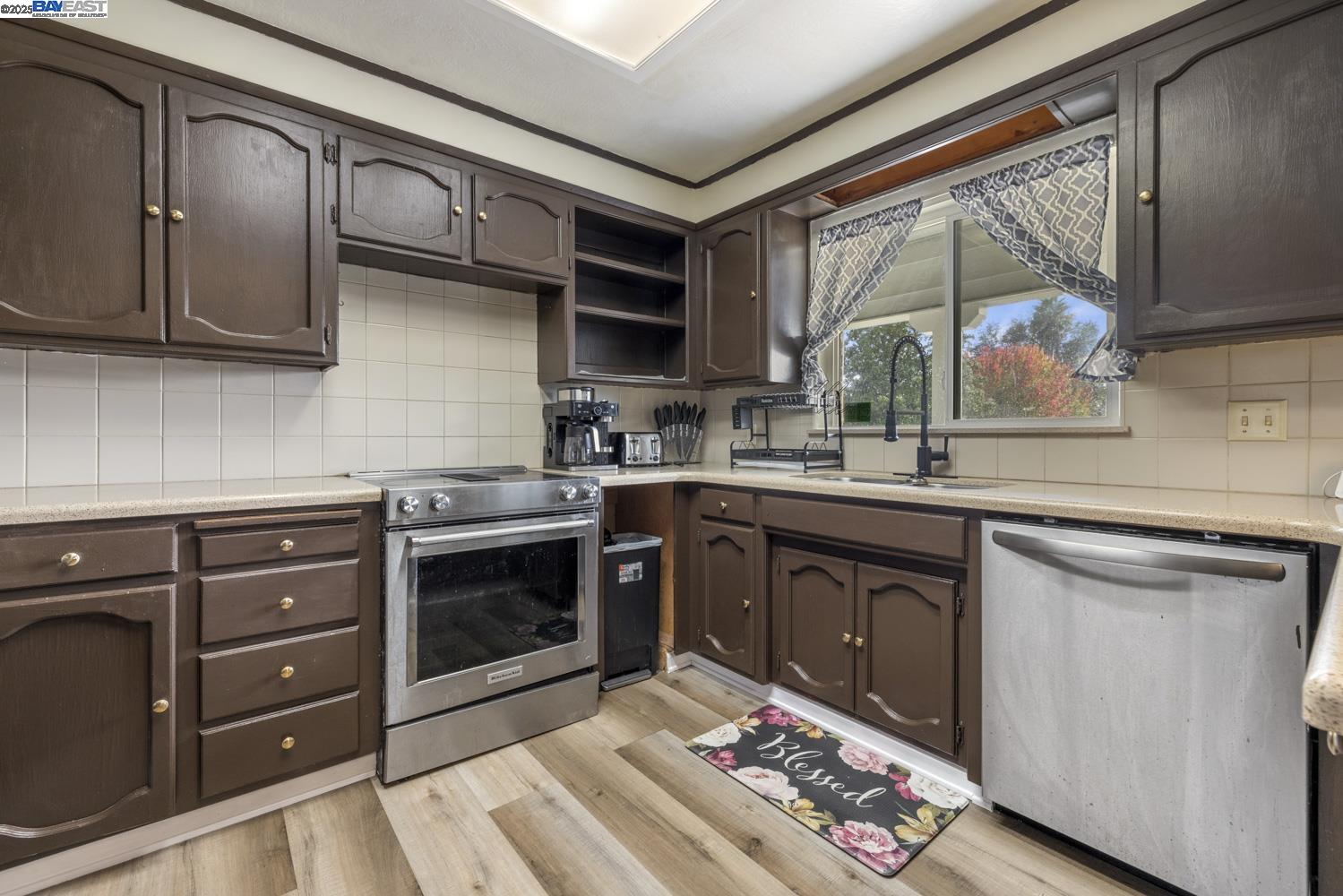 Detail Gallery Image 19 of 29 For 2155 Portola Ave, Stockton,  CA 95209 - 4 Beds | 2 Baths