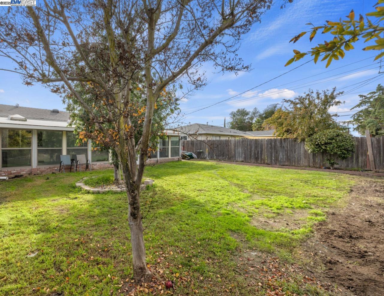 Detail Gallery Image 29 of 29 For 2155 Portola Ave, Stockton,  CA 95209 - 4 Beds | 2 Baths