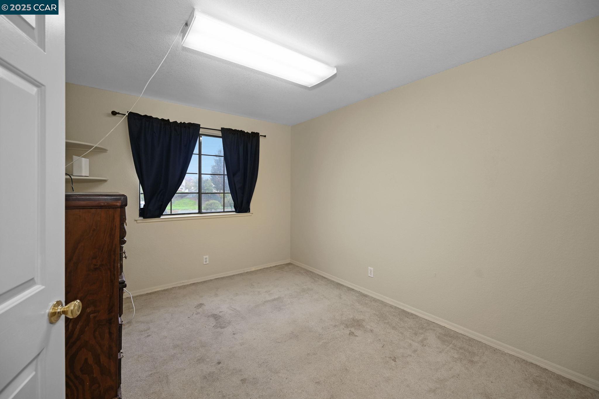 Detail Gallery Image 20 of 29 For 4601 Country Hills Dr, Antioch,  CA 94531 - 5 Beds | 3 Baths