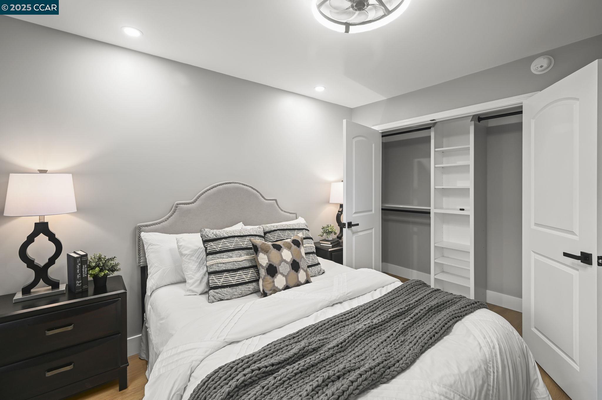 Detail Gallery Image 24 of 31 For 1131 Oakmont Drive #6,  Walnut Creek,  CA 94595 - 2 Beds | 2 Baths