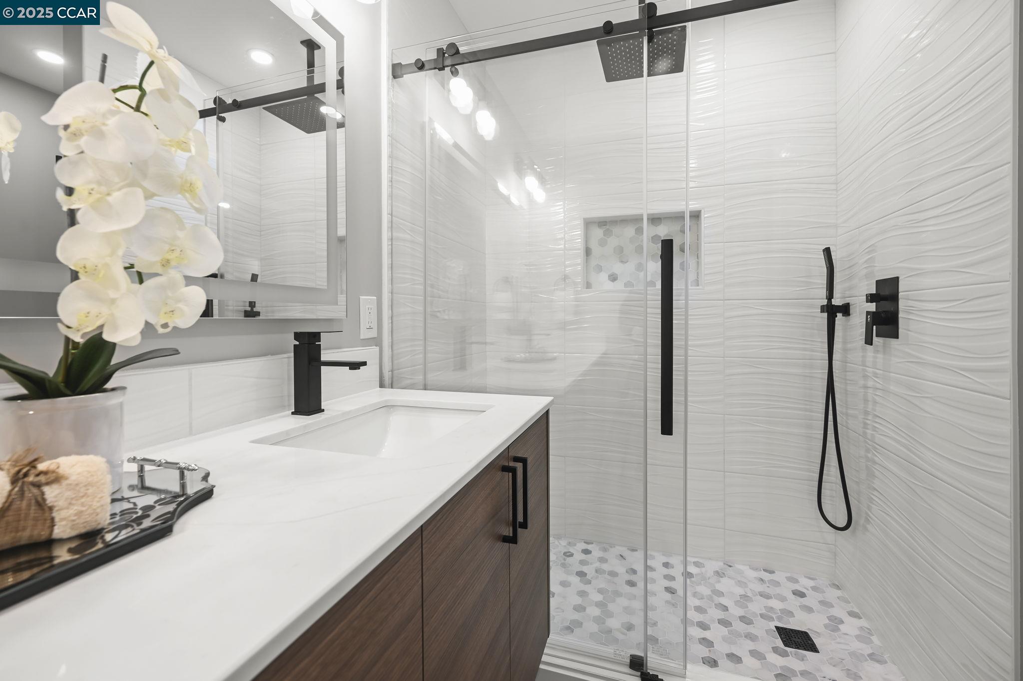 Detail Gallery Image 27 of 31 For 1131 Oakmont Drive #6,  Walnut Creek,  CA 94595 - 2 Beds | 2 Baths