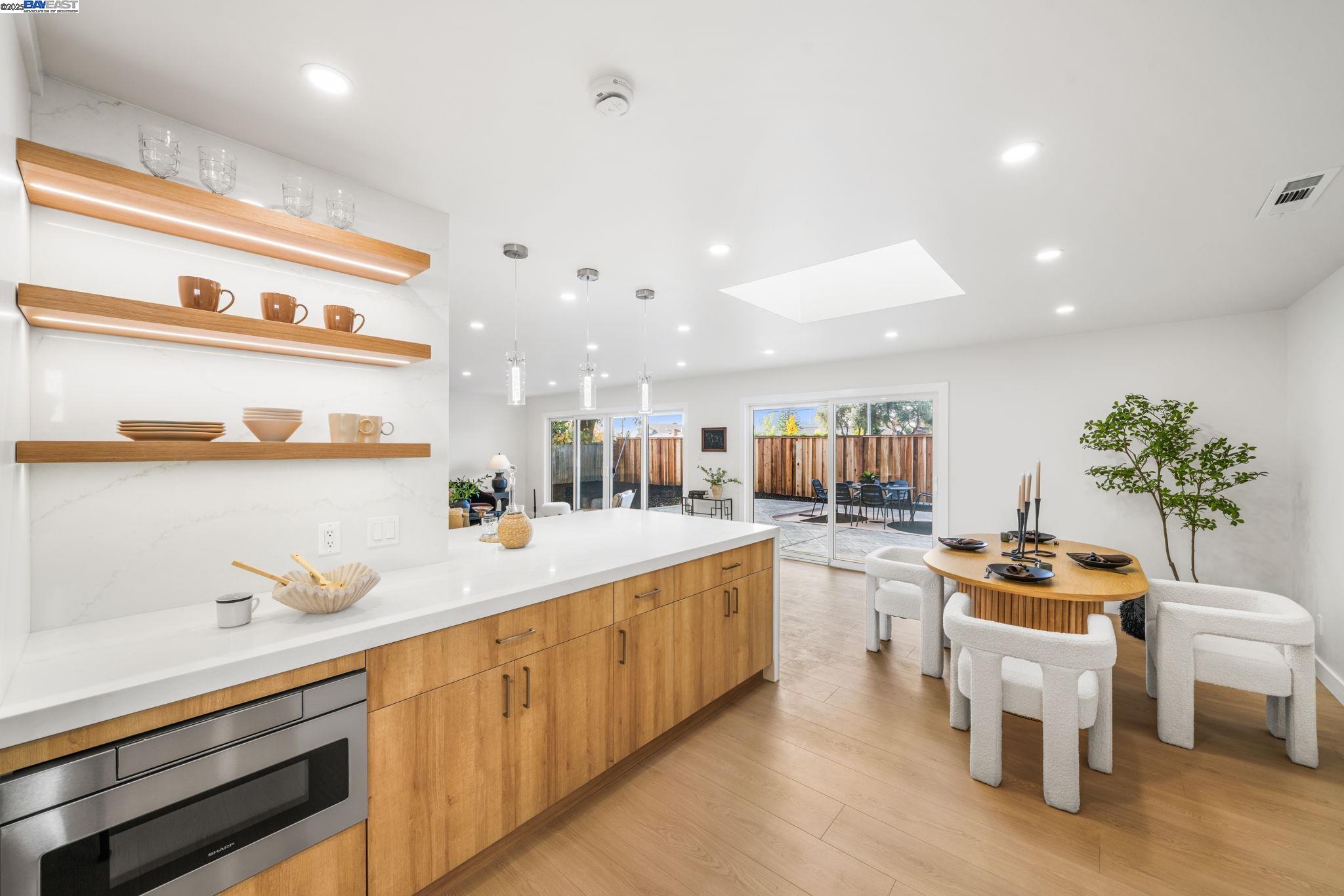 Detail Gallery Image 19 of 55 For 42795 Deauville Park Ct, Fremont,  CA 94538 - 5 Beds | 3 Baths