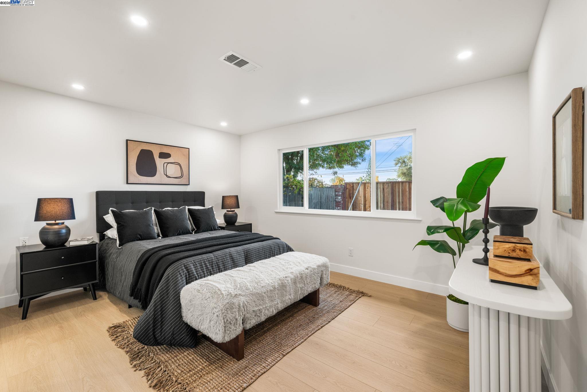 Detail Gallery Image 31 of 55 For 42795 Deauville Park Ct, Fremont,  CA 94538 - 5 Beds | 3 Baths