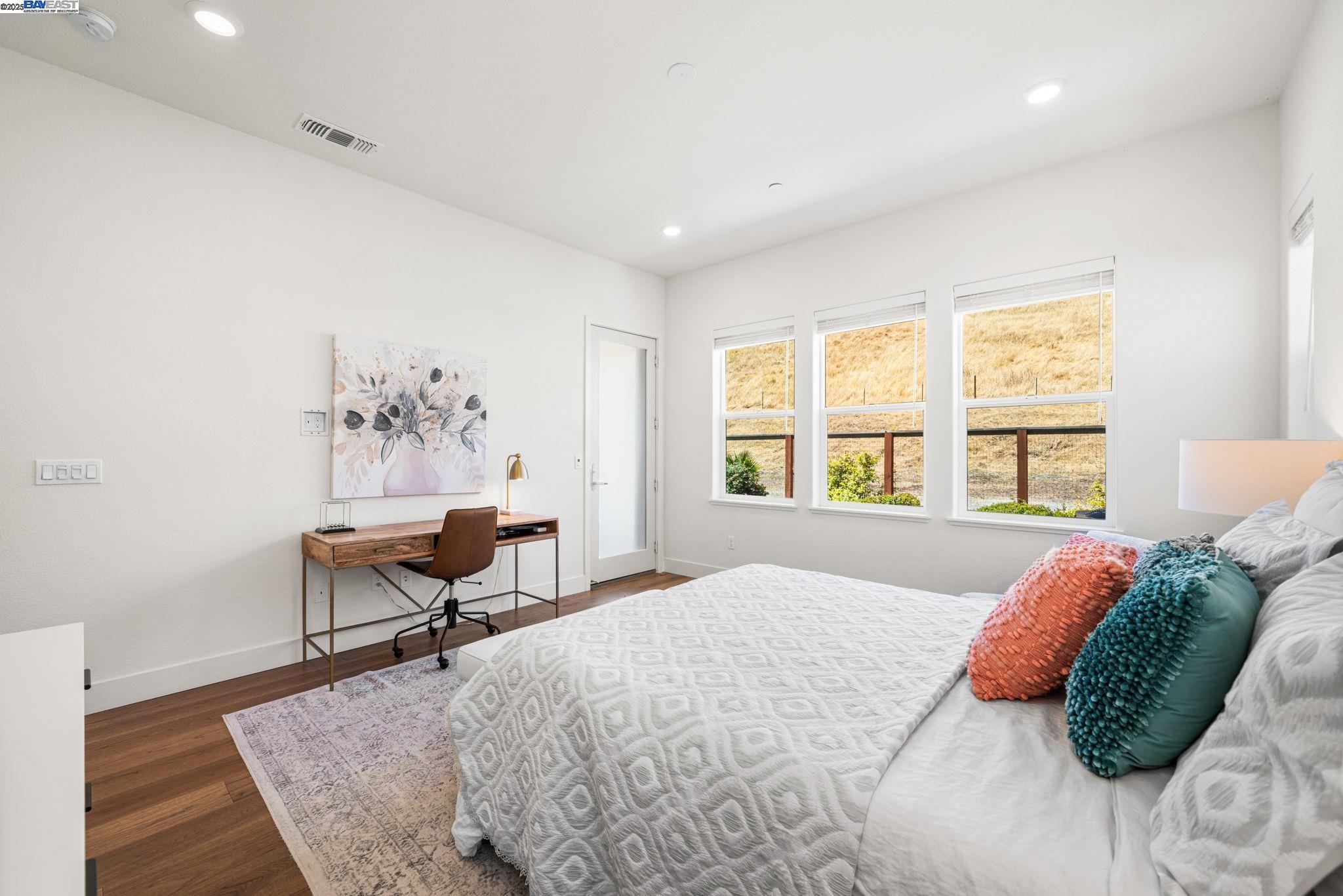 Detail Gallery Image 21 of 54 For 2552 Veneto Ct, San Ramon,  CA 94583 - 4 Beds | 3 Baths